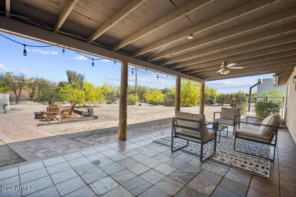 4244 E ASHLER HILLS Drive