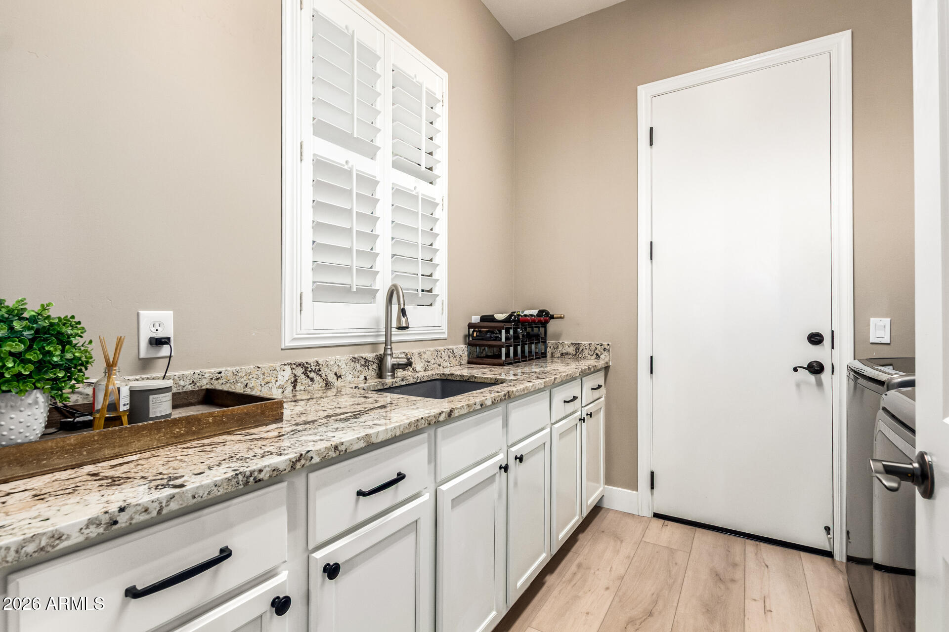 150 W TONTO Drive