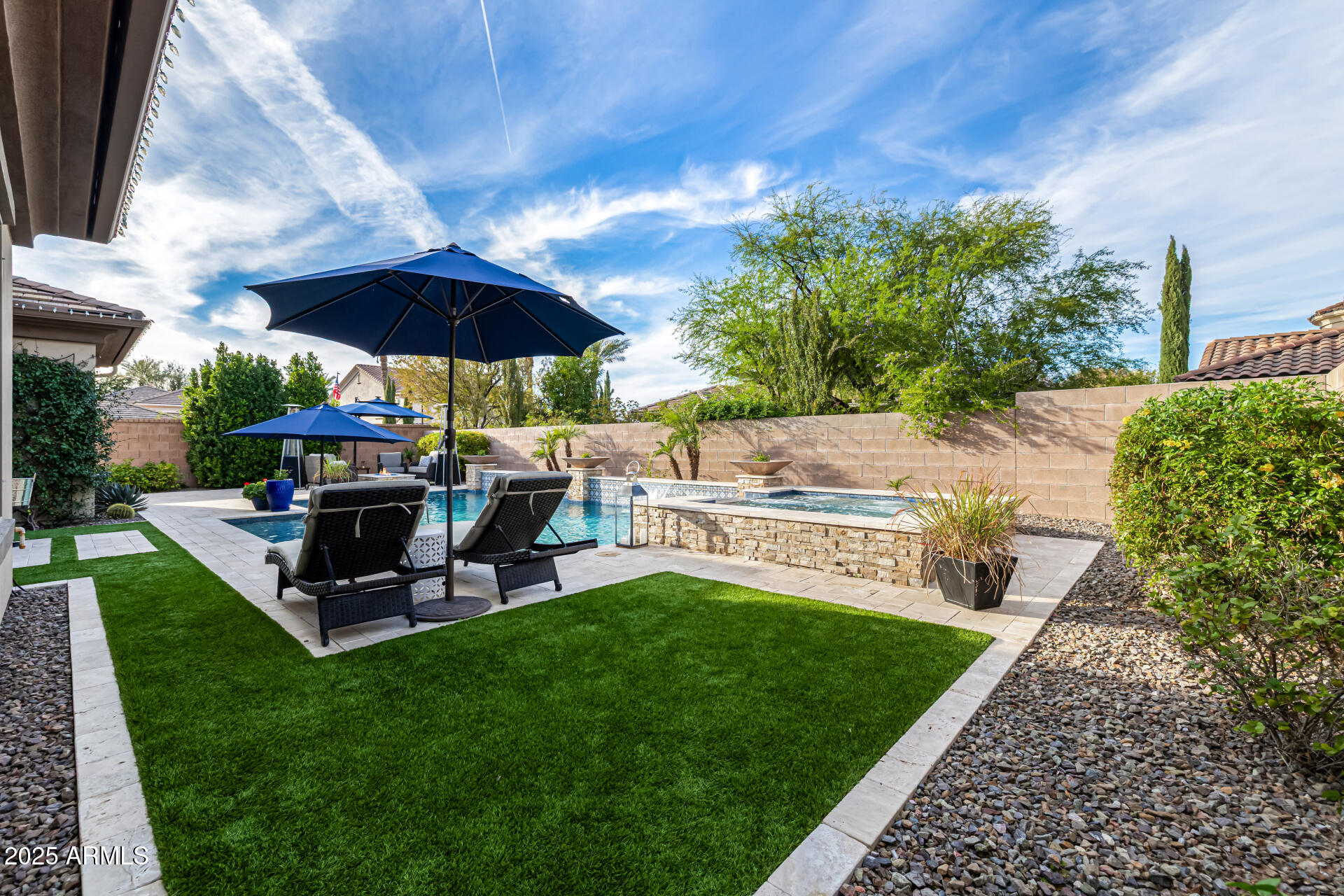 150 W TONTO Drive