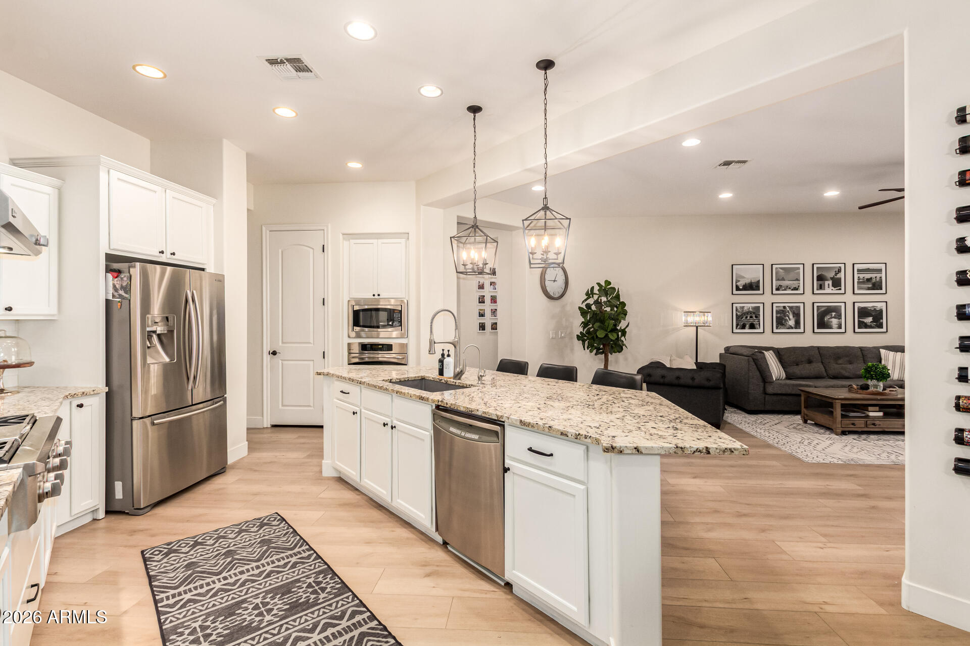 150 W TONTO Drive