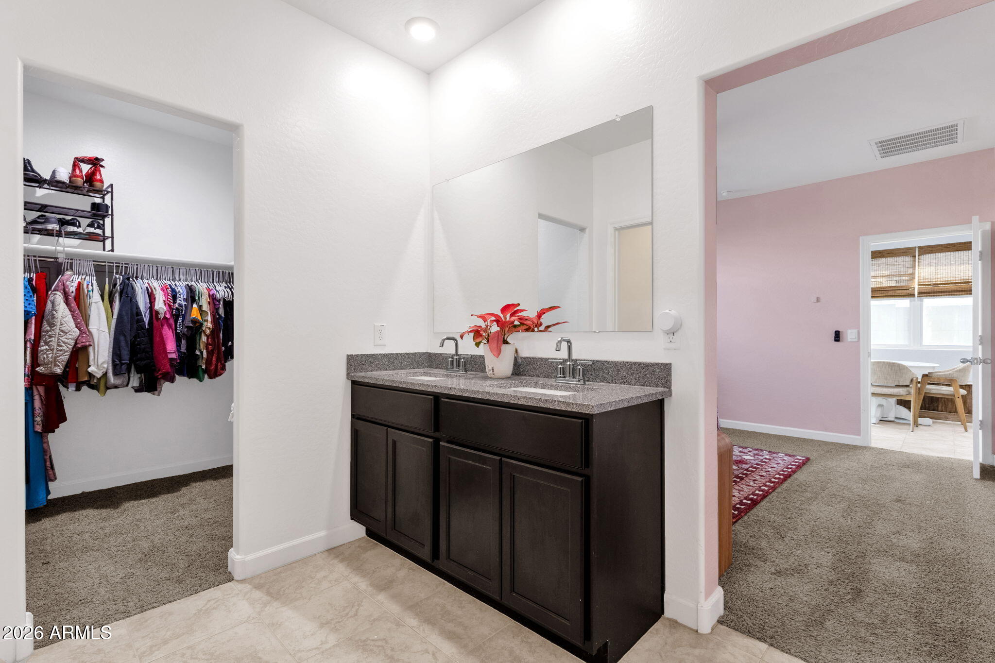2532 W Shanley Avenue