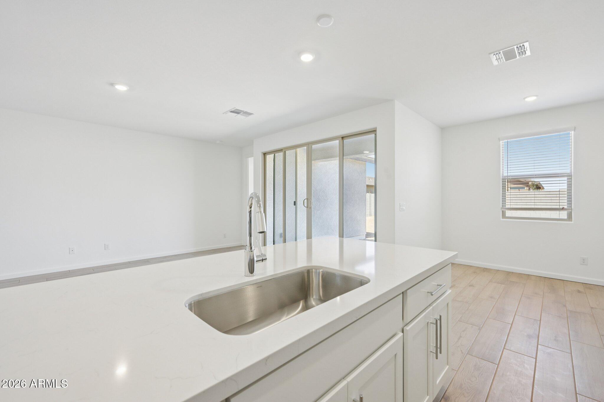 18260 W AVENIDA DEL SOL