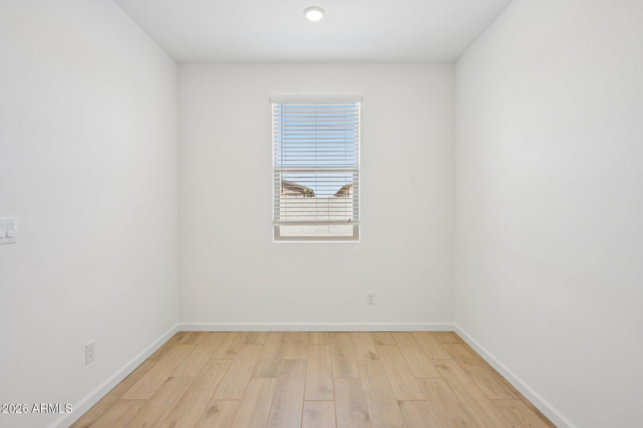 18260 W AVENIDA DEL SOL