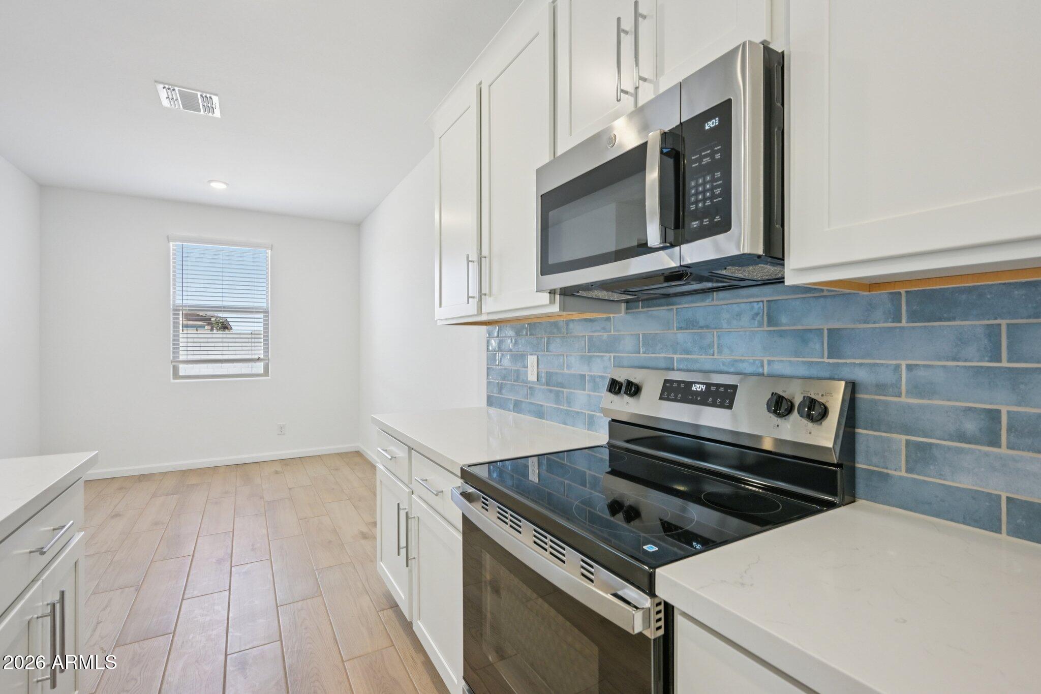 18260 W AVENIDA DEL SOL