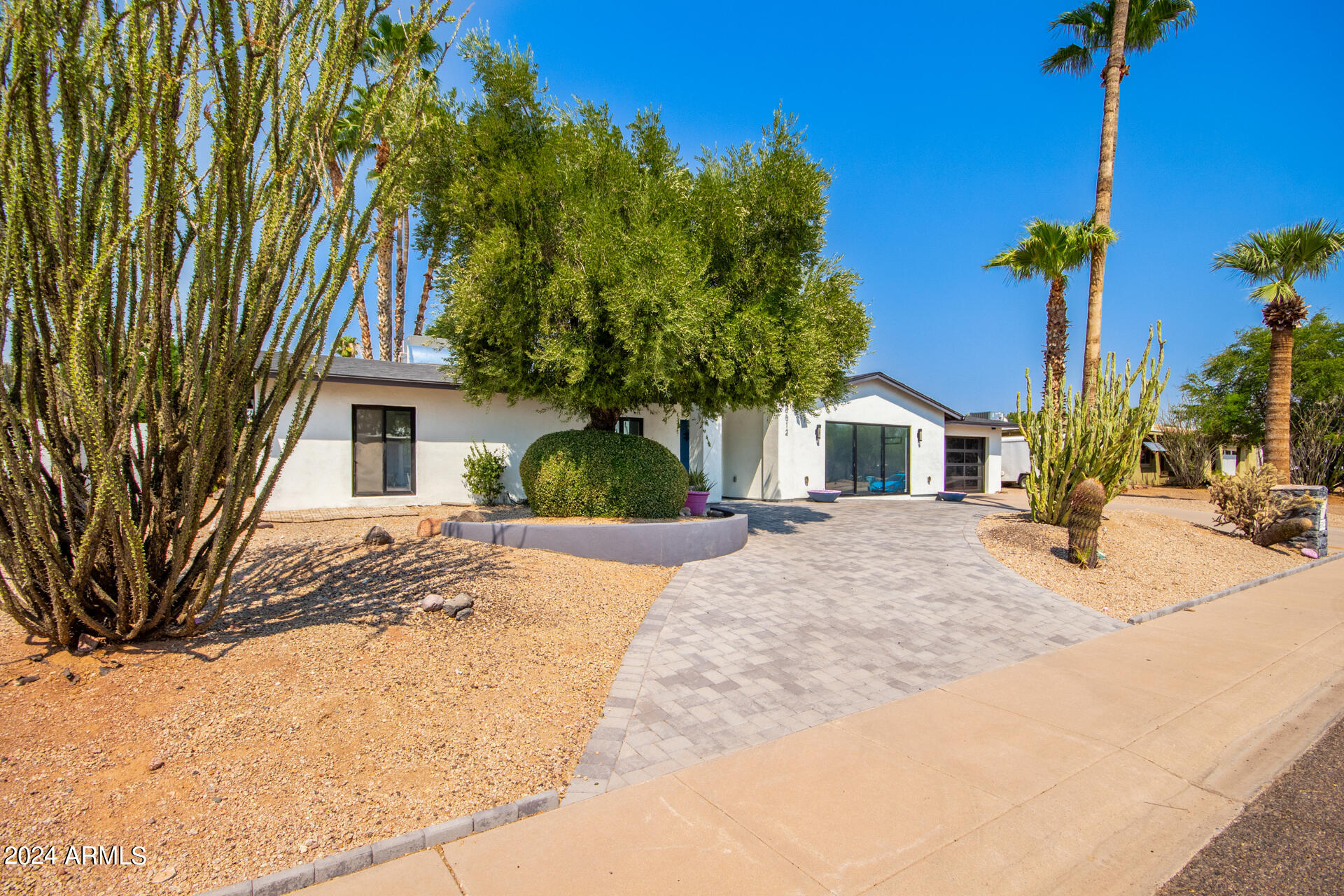6512 E Camino Santo --
