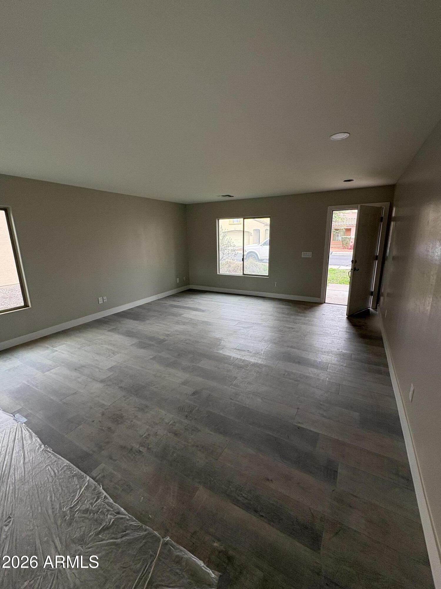 951 W ELIZABETH Way
