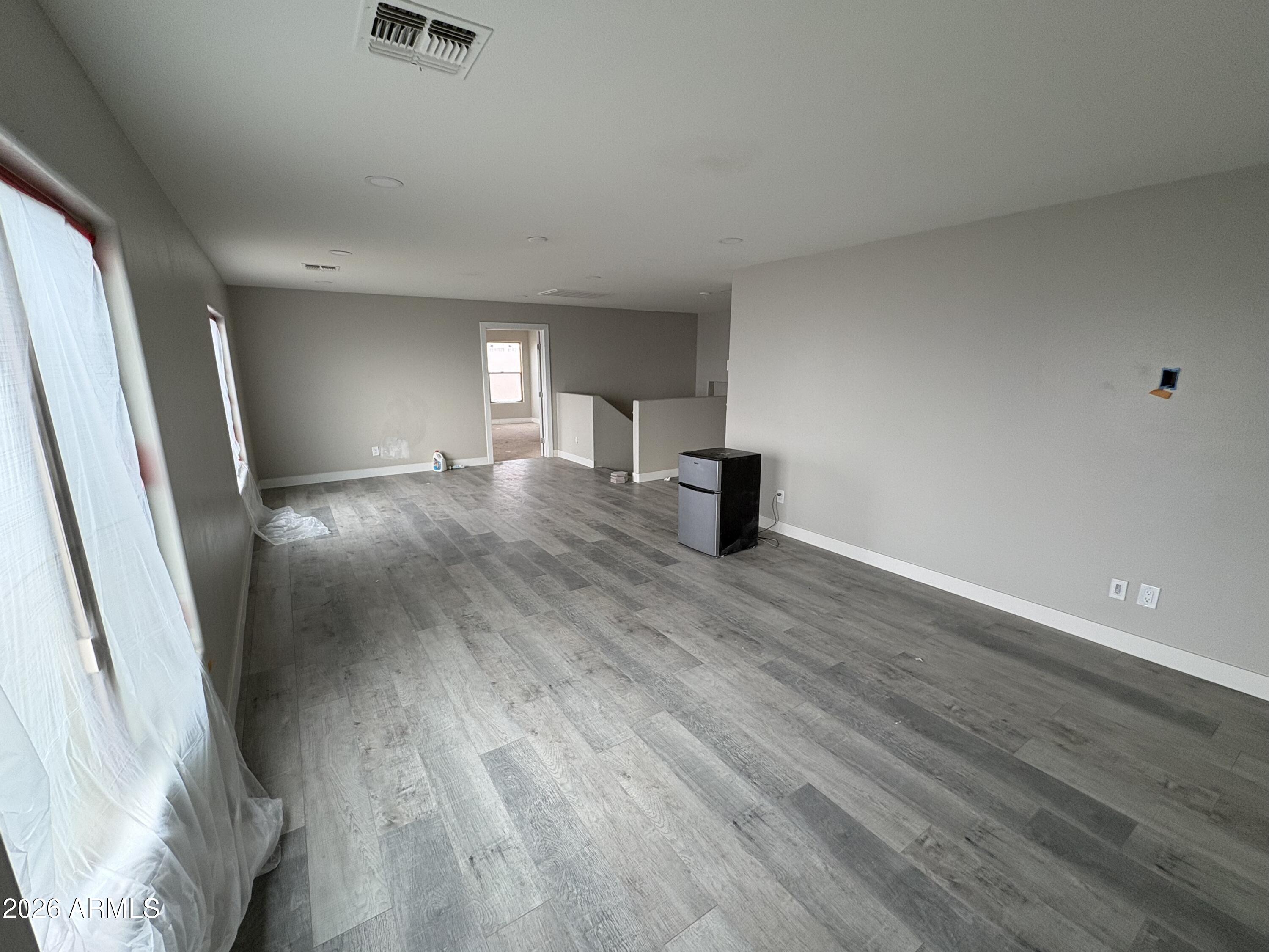 951 W ELIZABETH Way