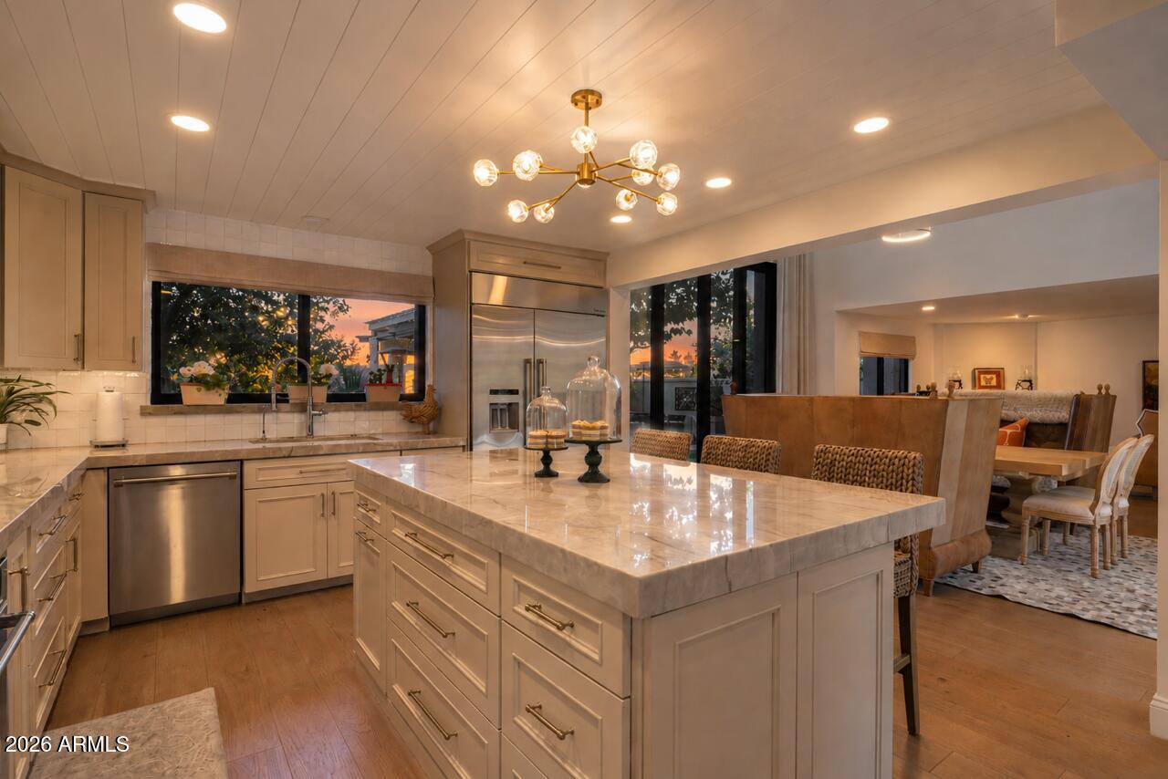 6701 N SCOTTSDALE Road Unit: 24