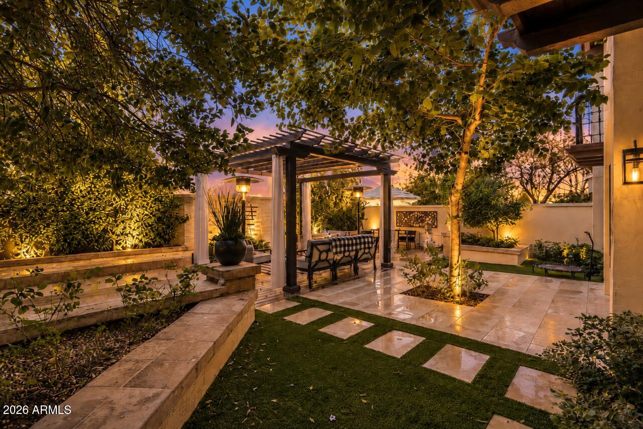 6701 N SCOTTSDALE Road Unit: 24