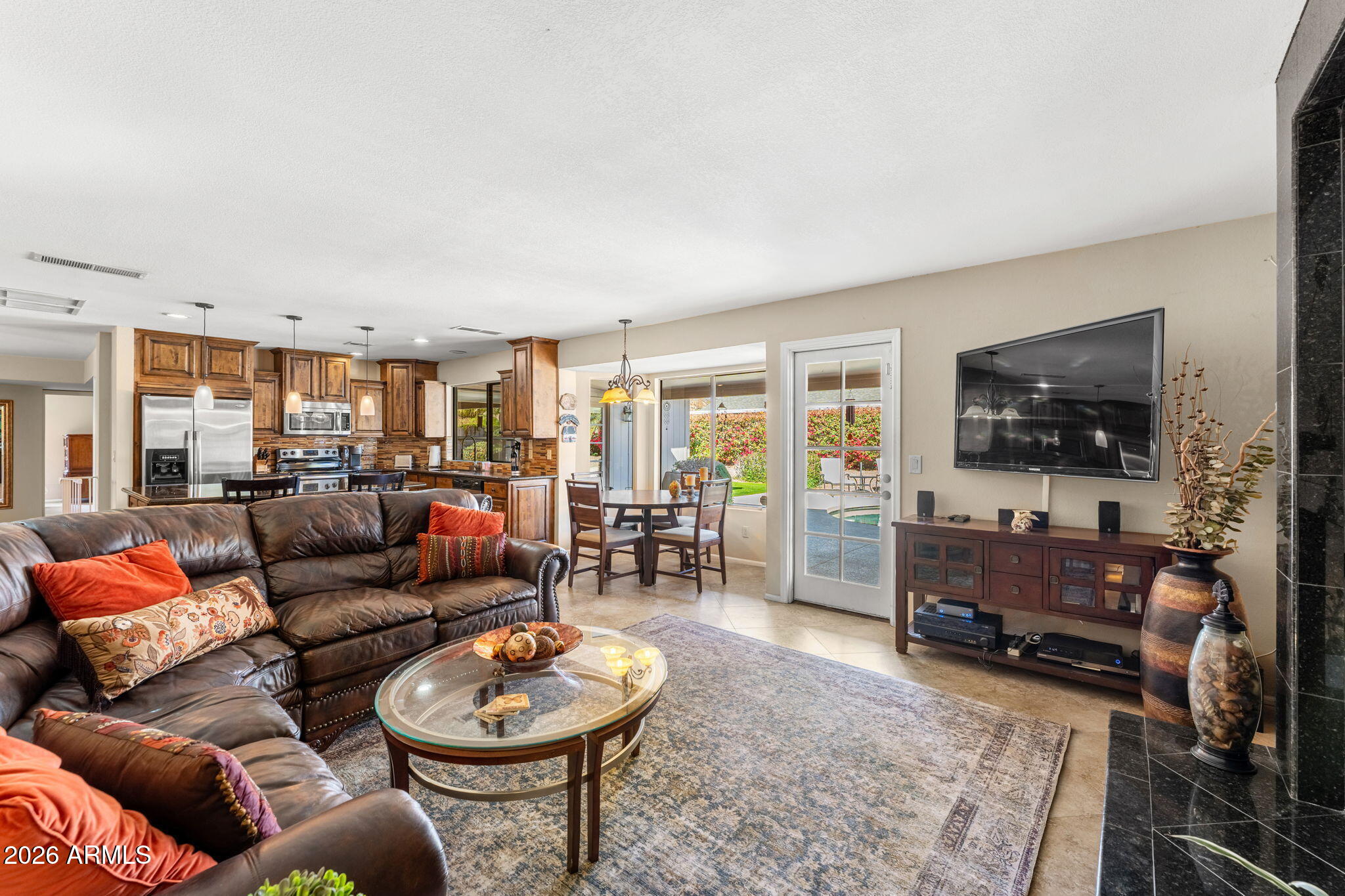 5024 E LE MARCHE Avenue