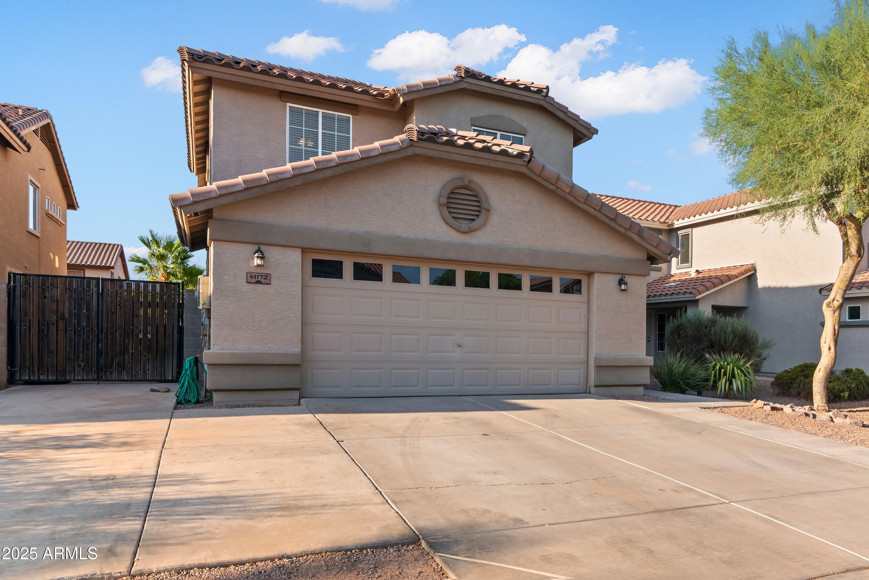 41172 W CAHILL Drive
