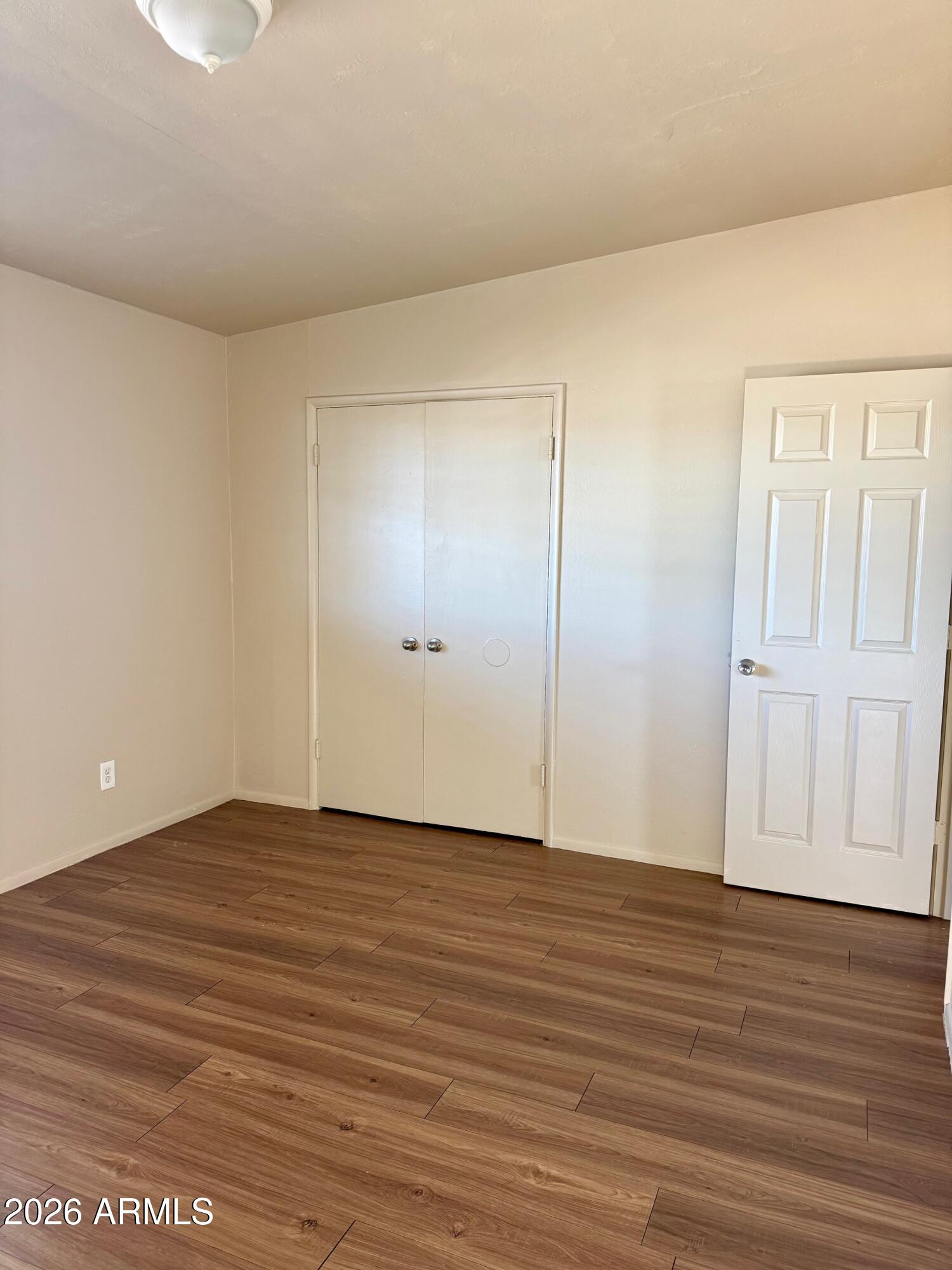 2150 W Missouri Avenue 213