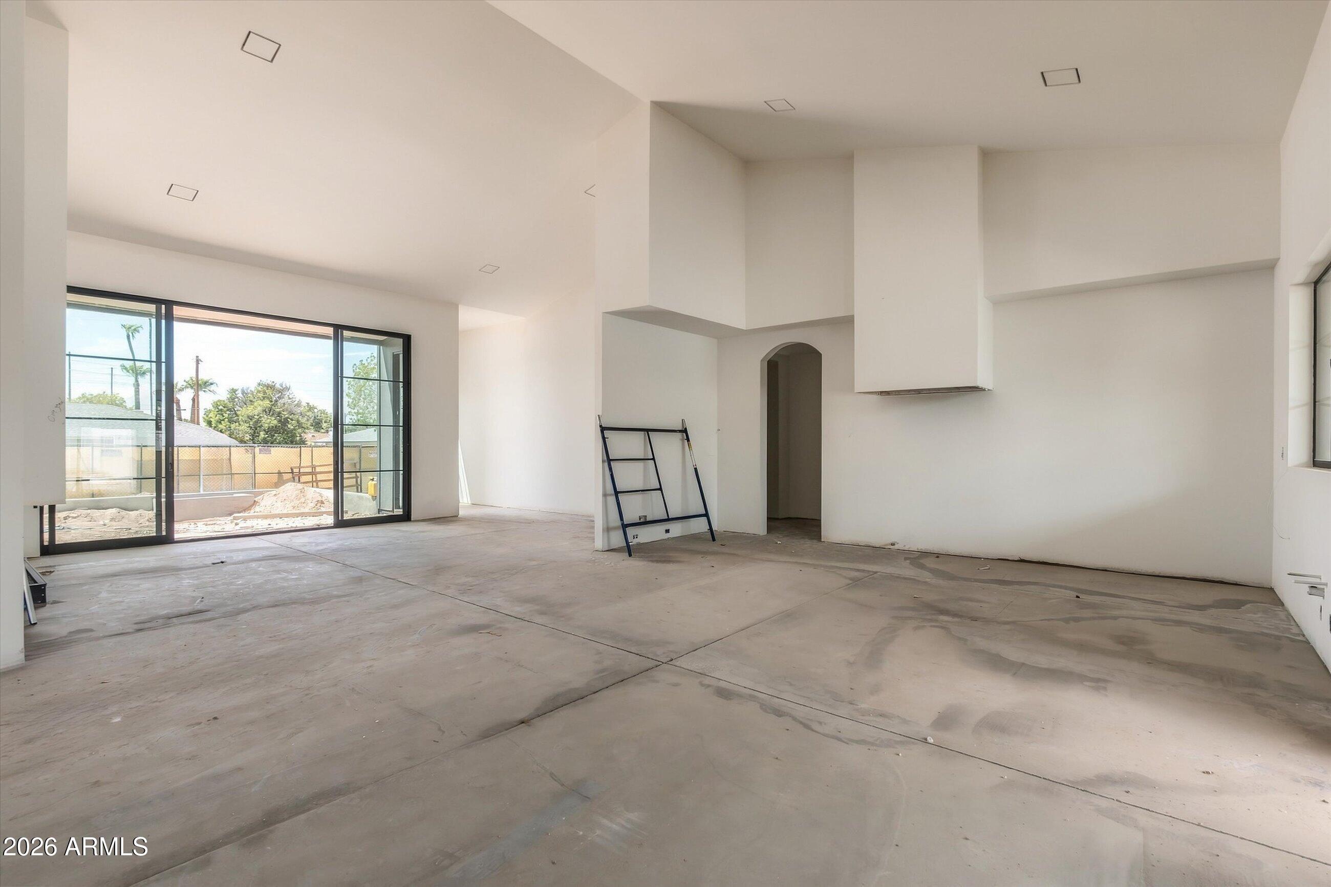 4610 E CALLE VENTURA