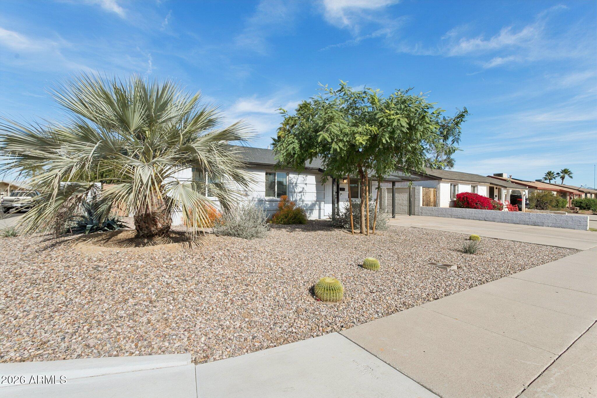 3224 E FRIESS Drive