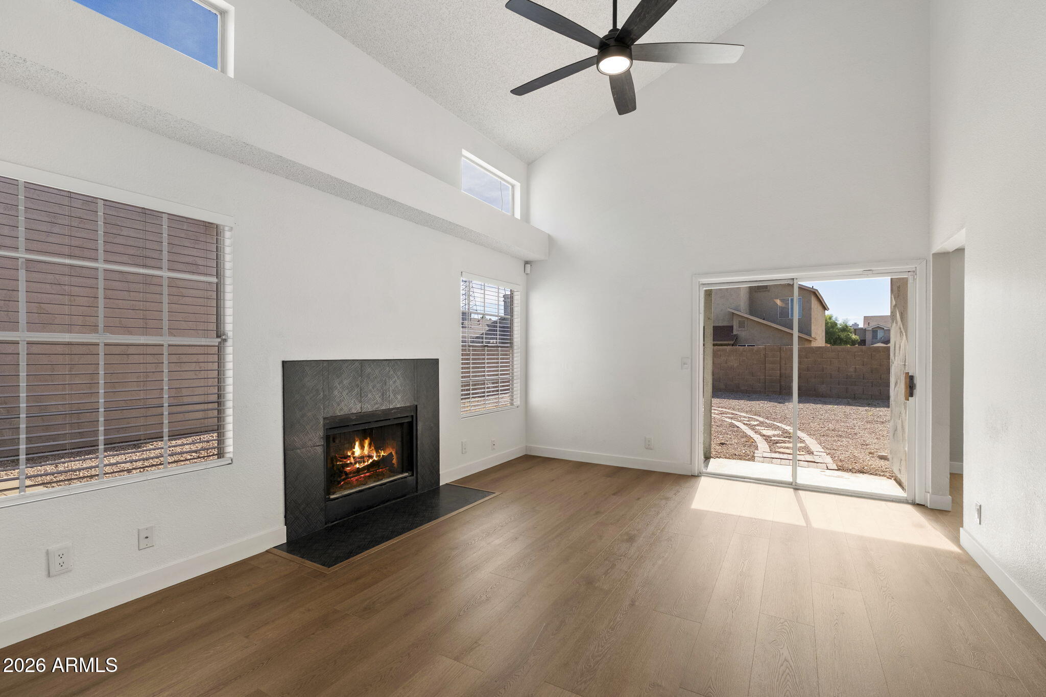 1811 S 39th Street 23