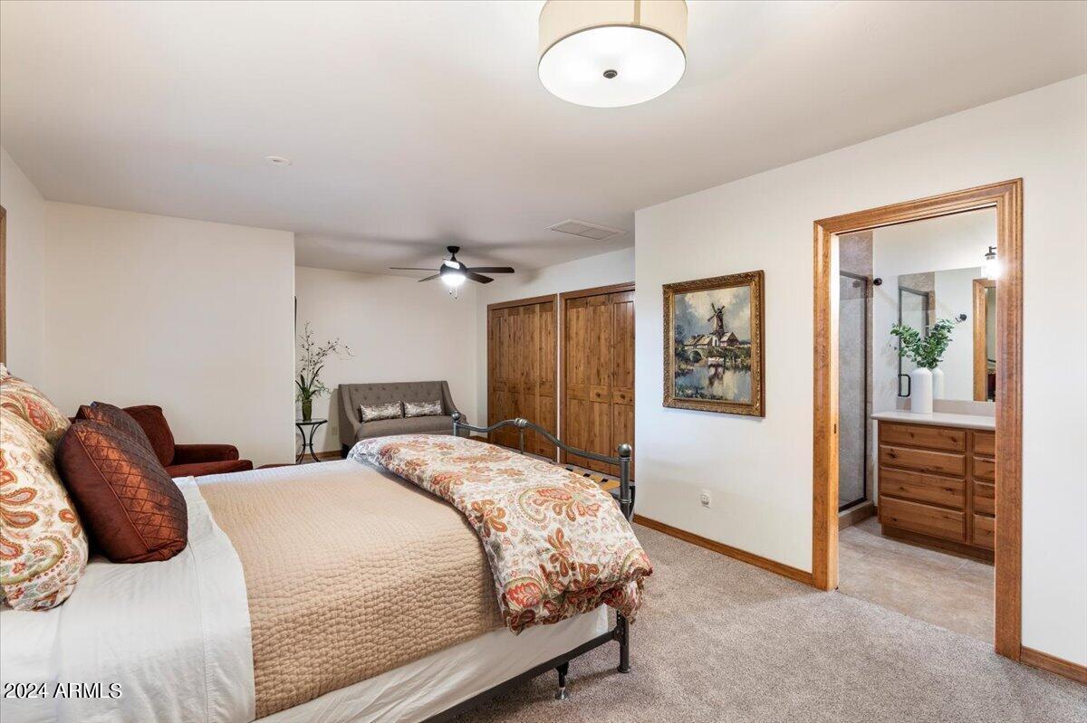 2304 E BLUE BELL Circle