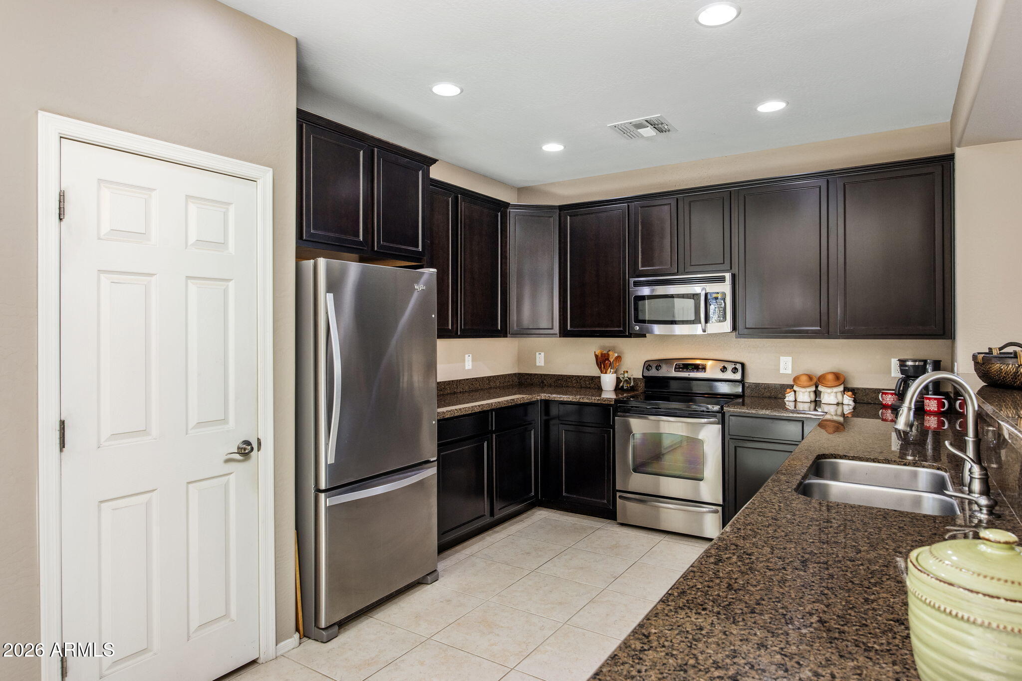 21442 E Saddle Court