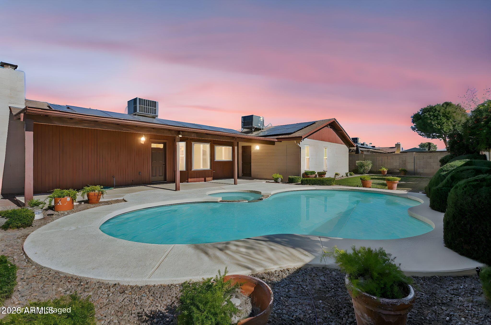 3337 W Taro Lane