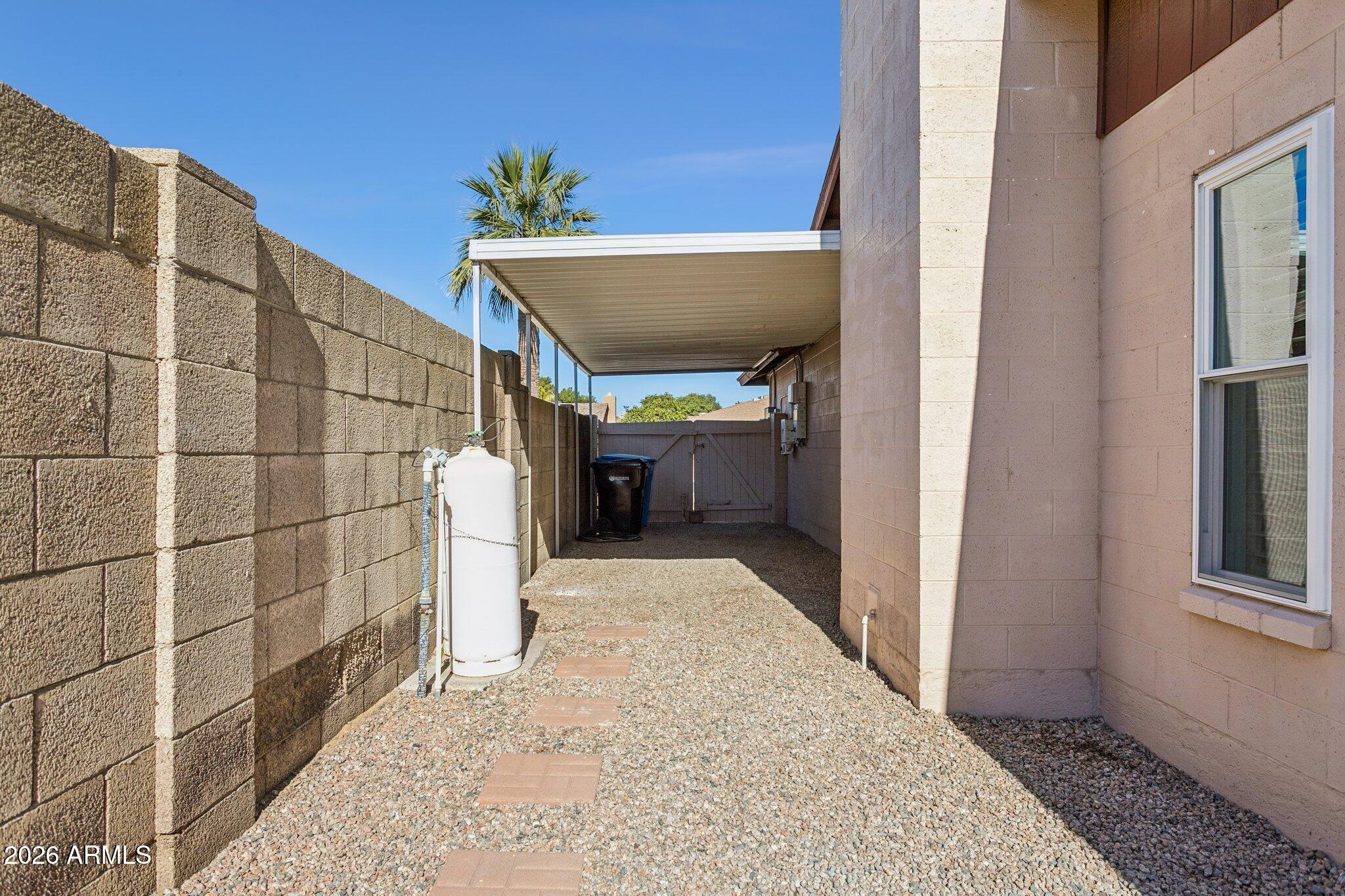 3337 W Taro Lane