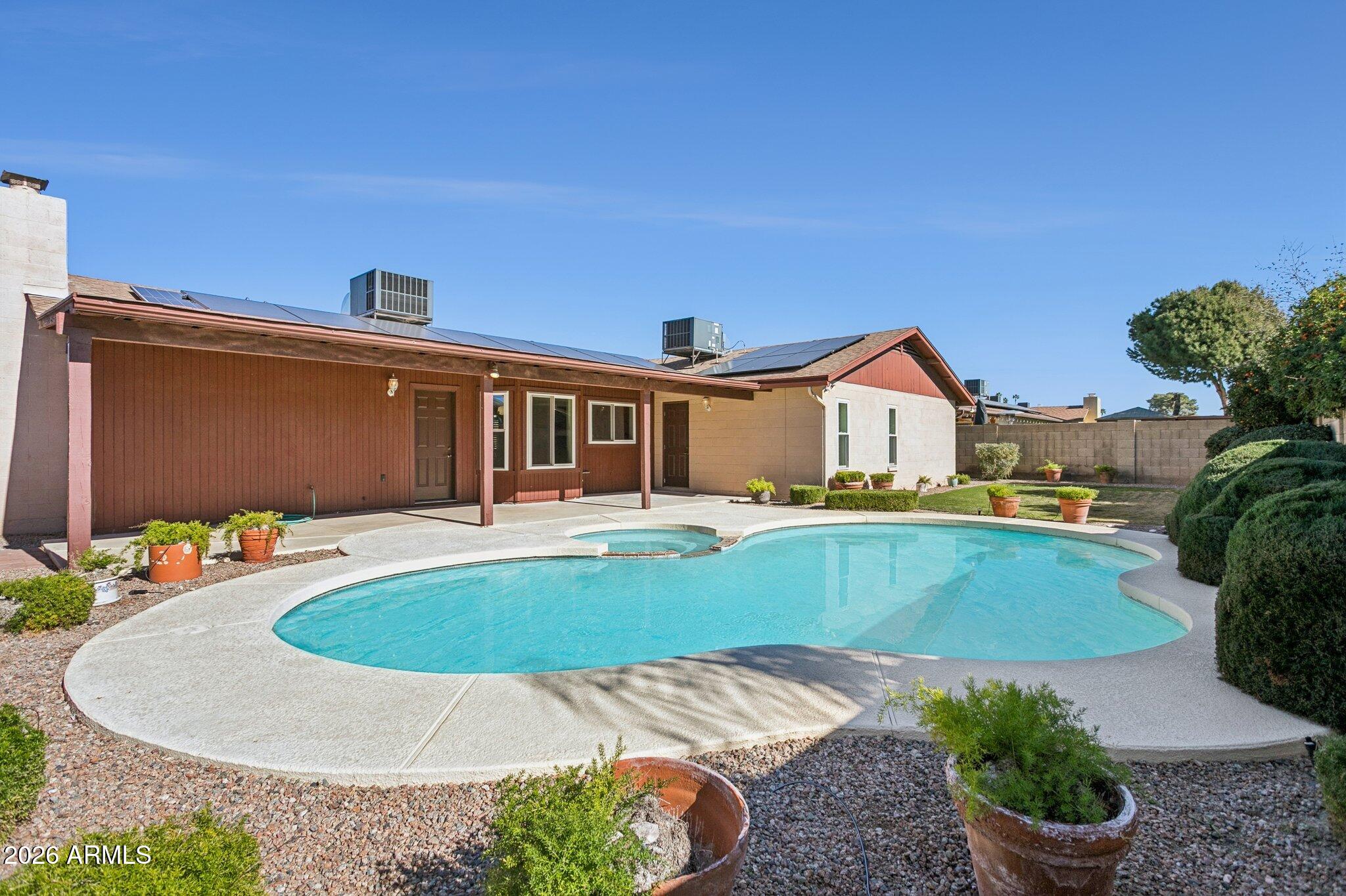 3337 W Taro Lane