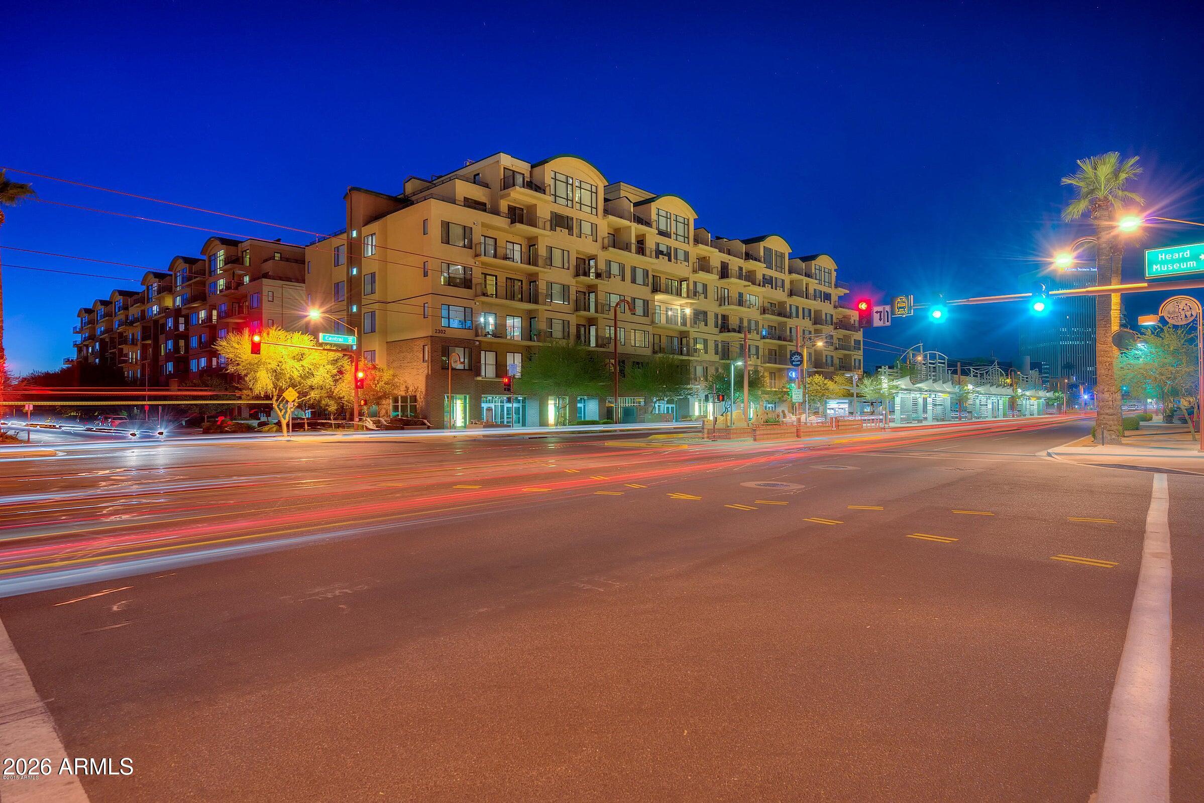 16 W Encanto Boulevard 12