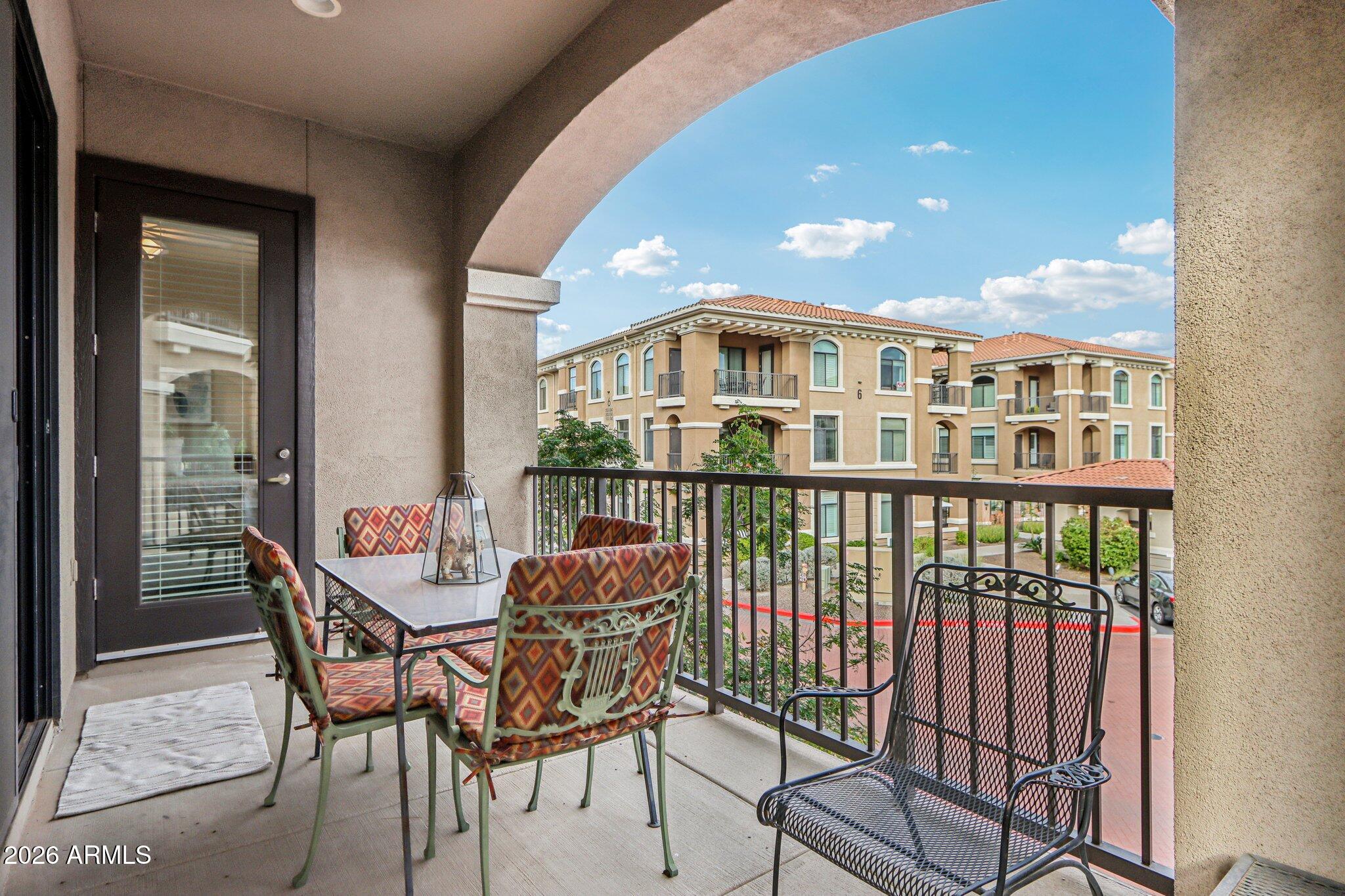 11640 N TATUM Boulevard 2031