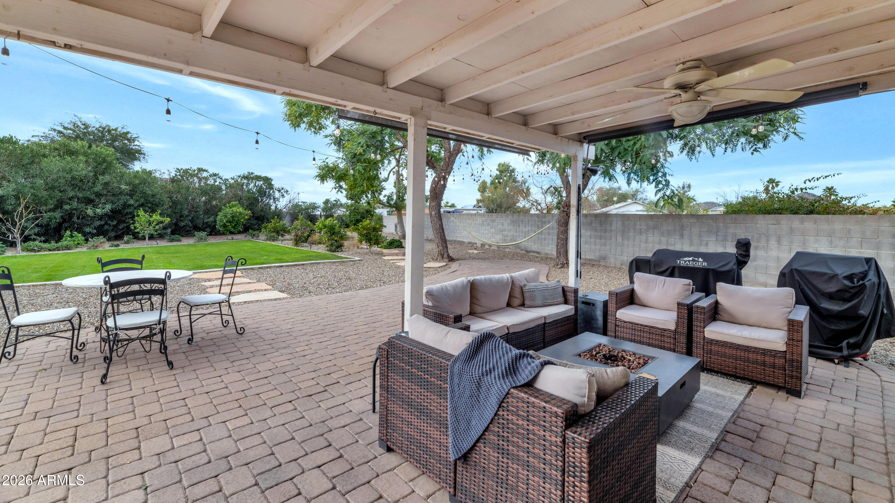 3021 E WAHALLA Lane