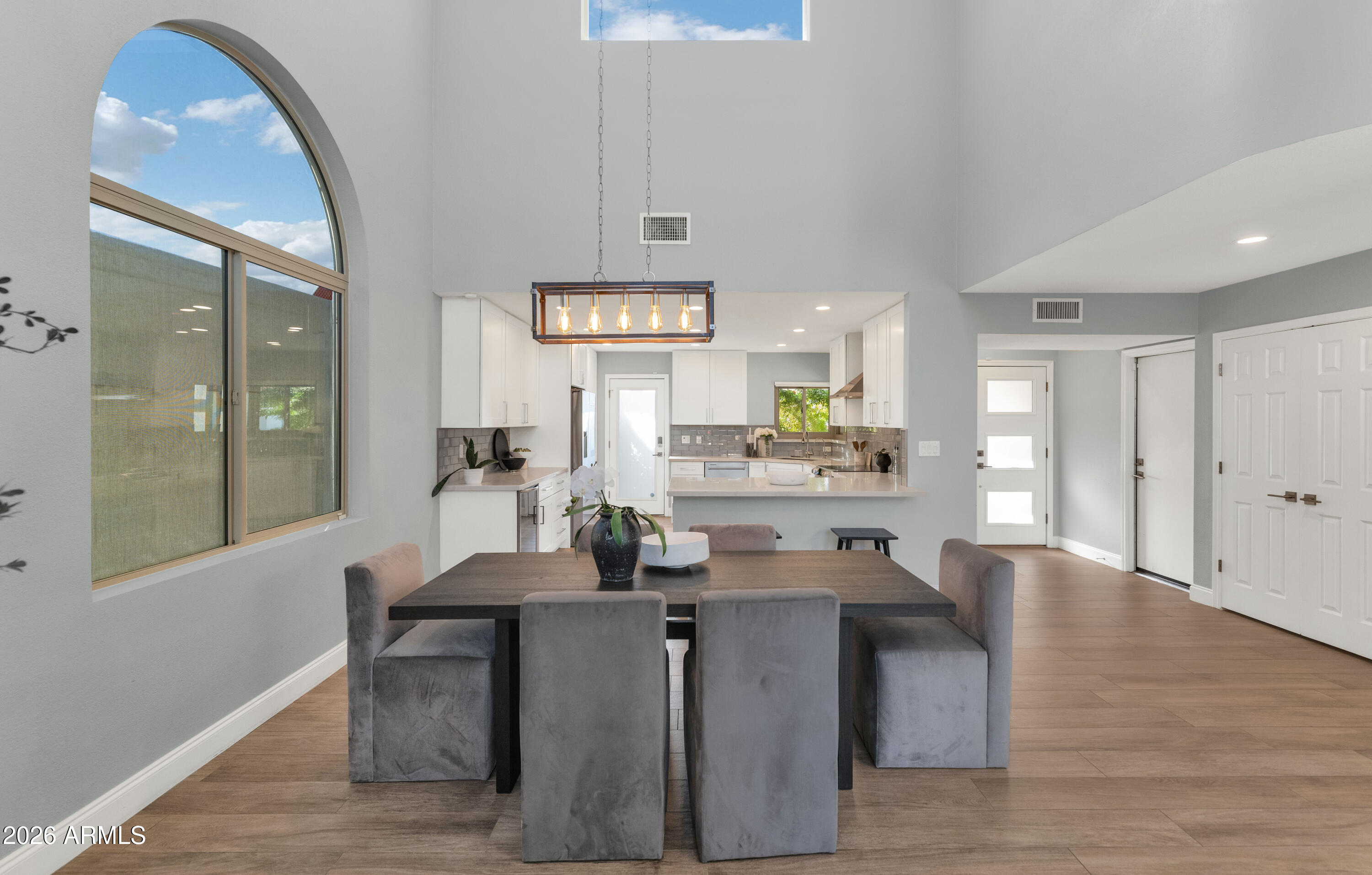 8462 E SAN BERNARDO Drive