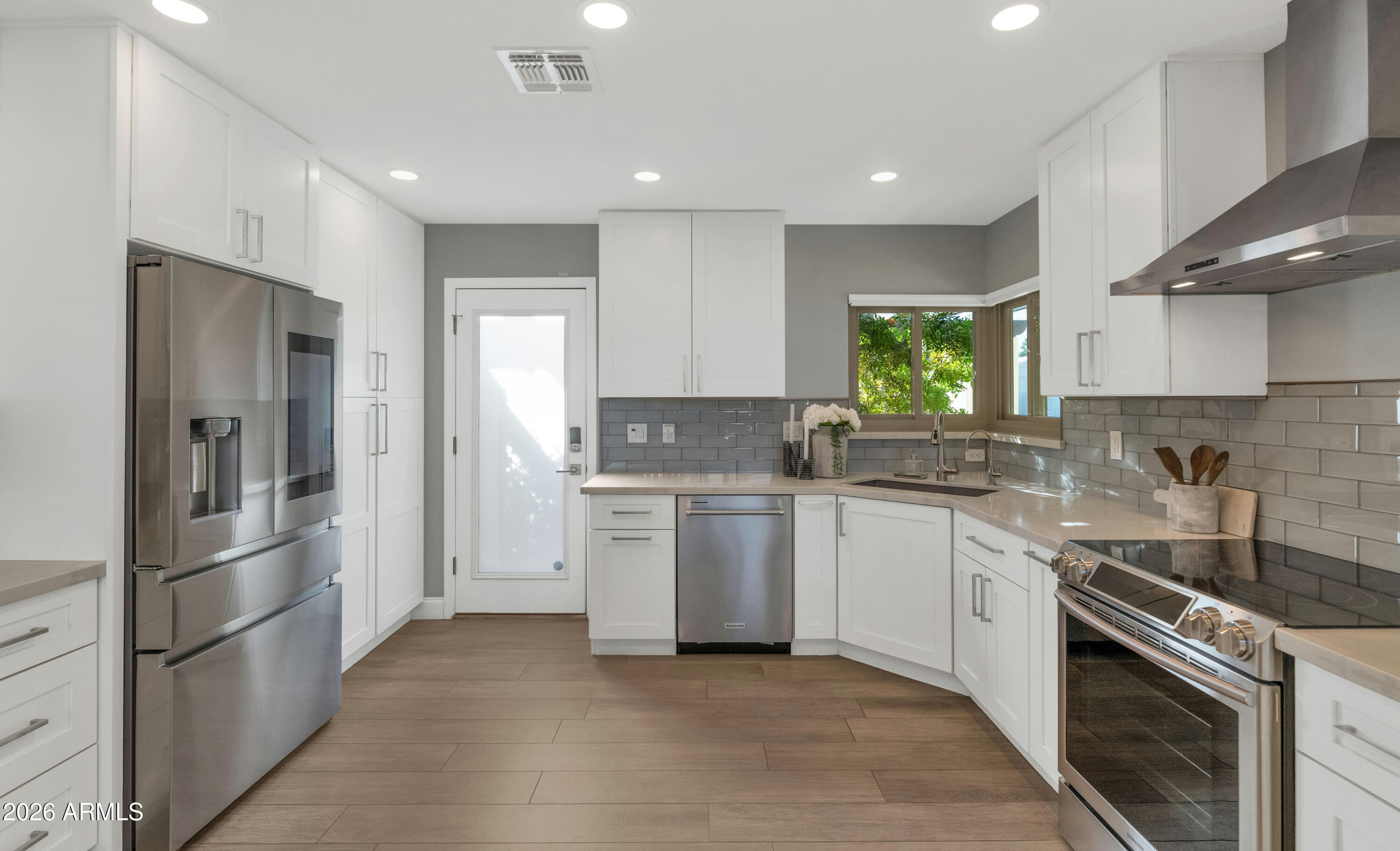 8462 E SAN BERNARDO Drive