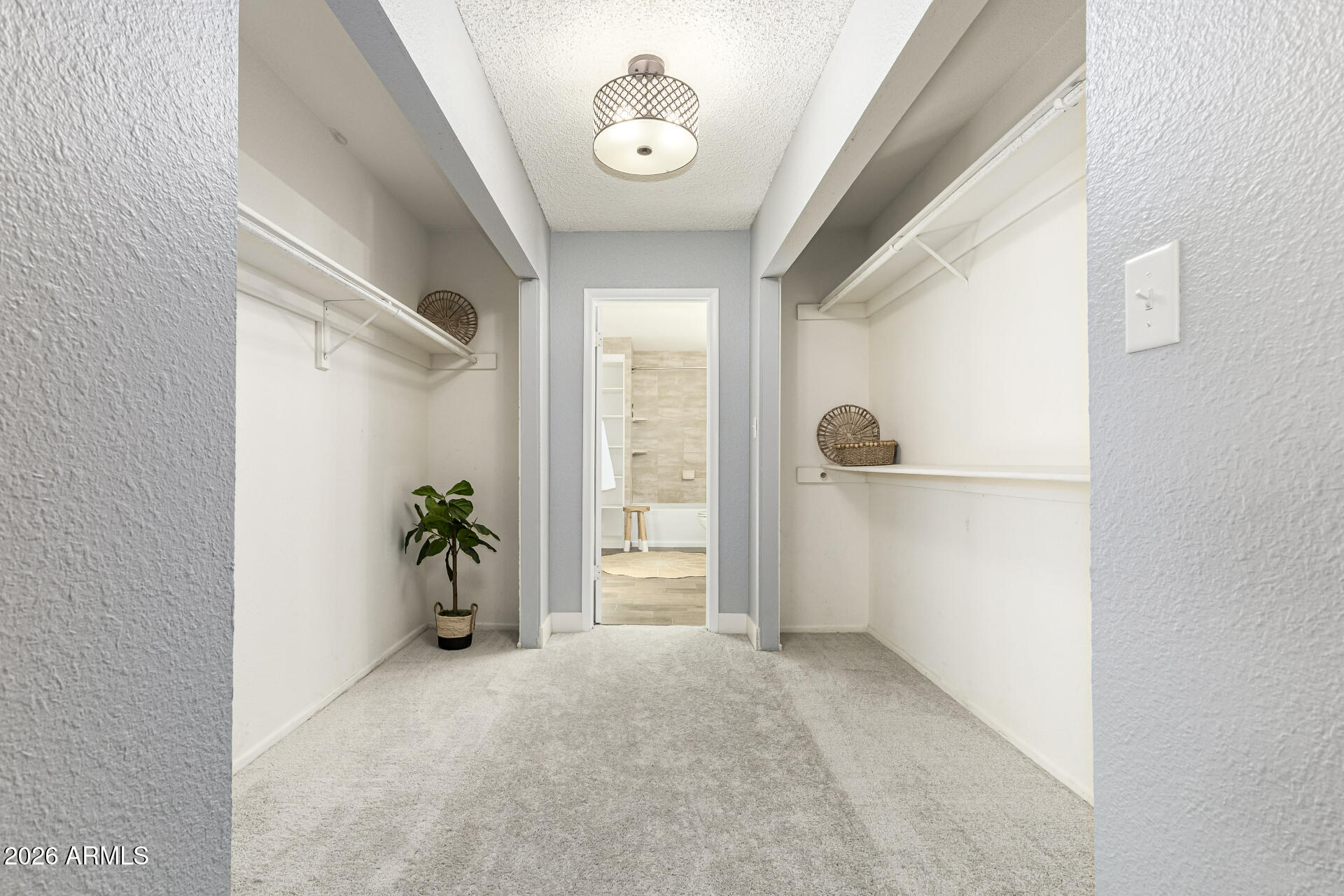 2228 S CANTON