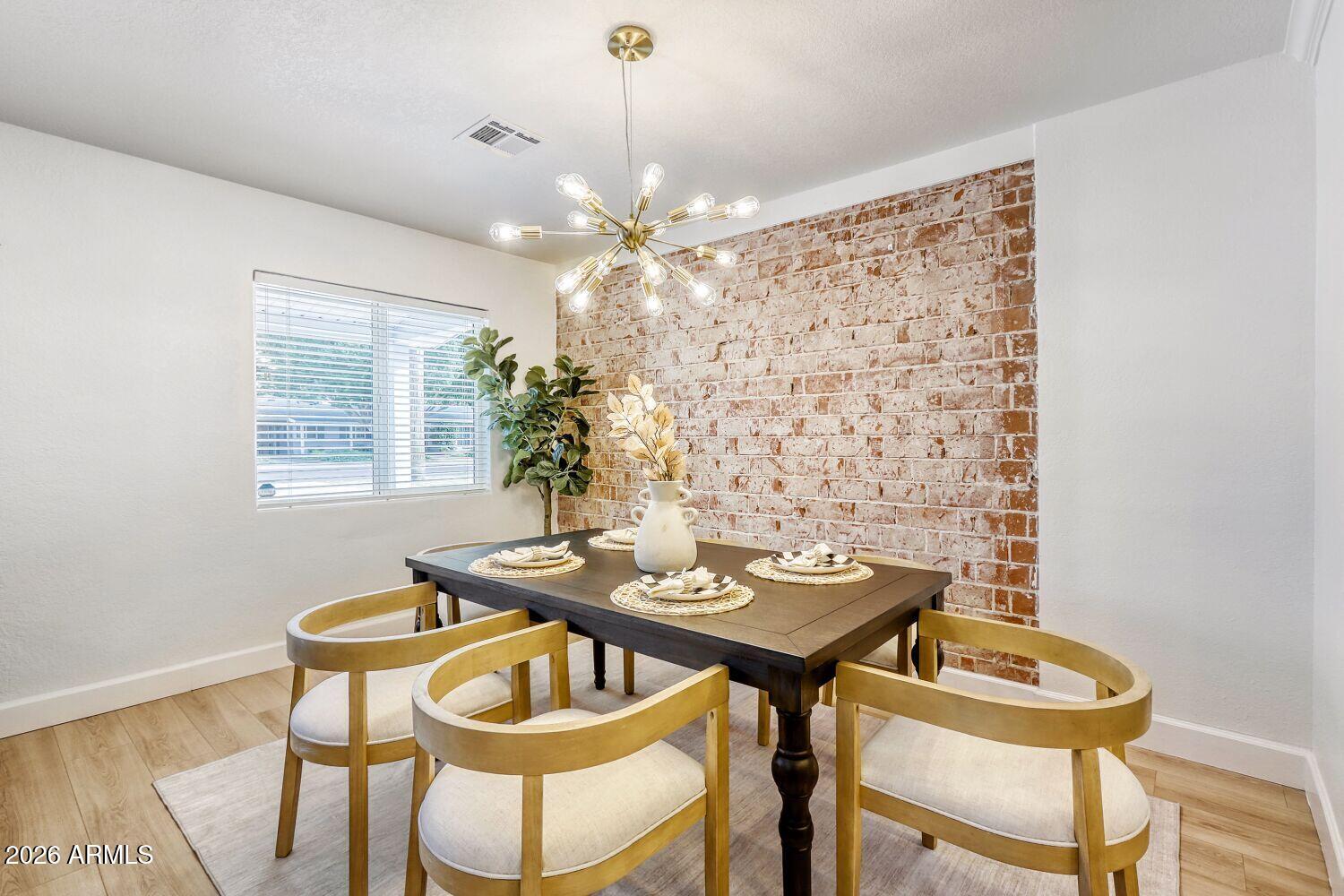 4036 N 40TH Place