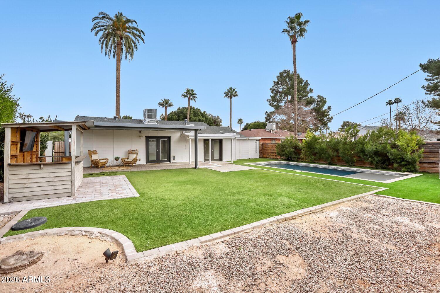 4036 N 40TH Place