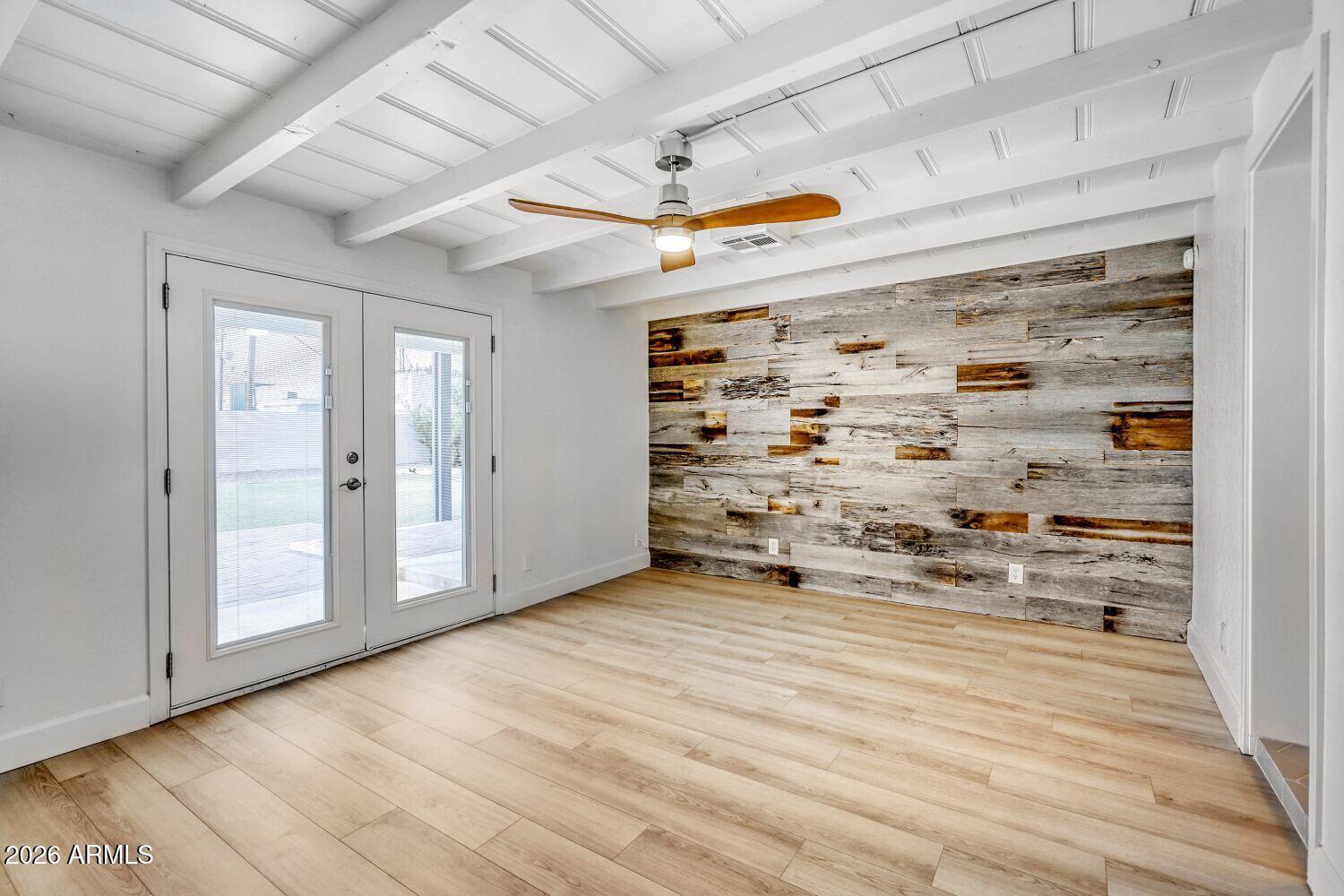 4036 N 40TH Place