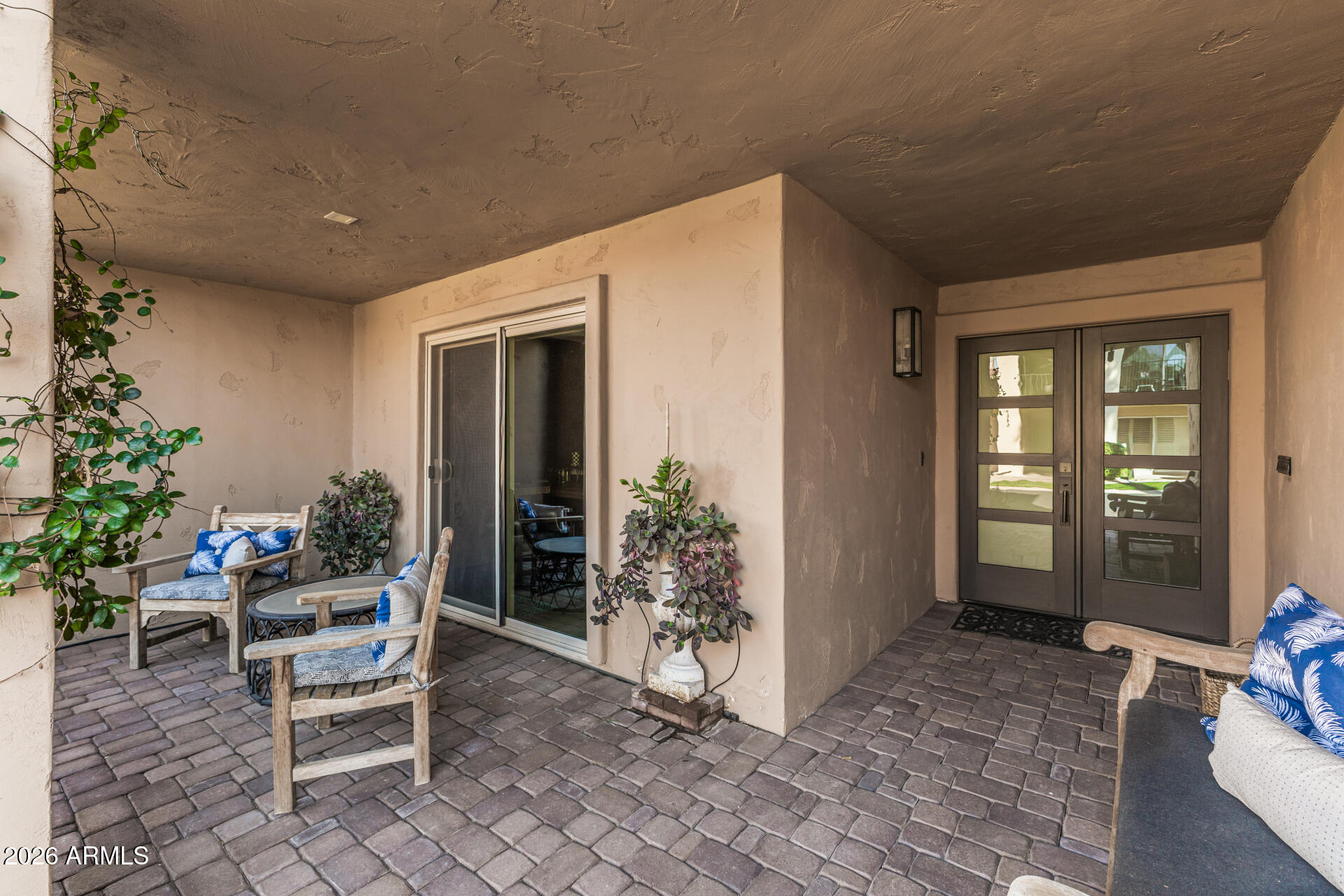 7845 E VISTA Drive