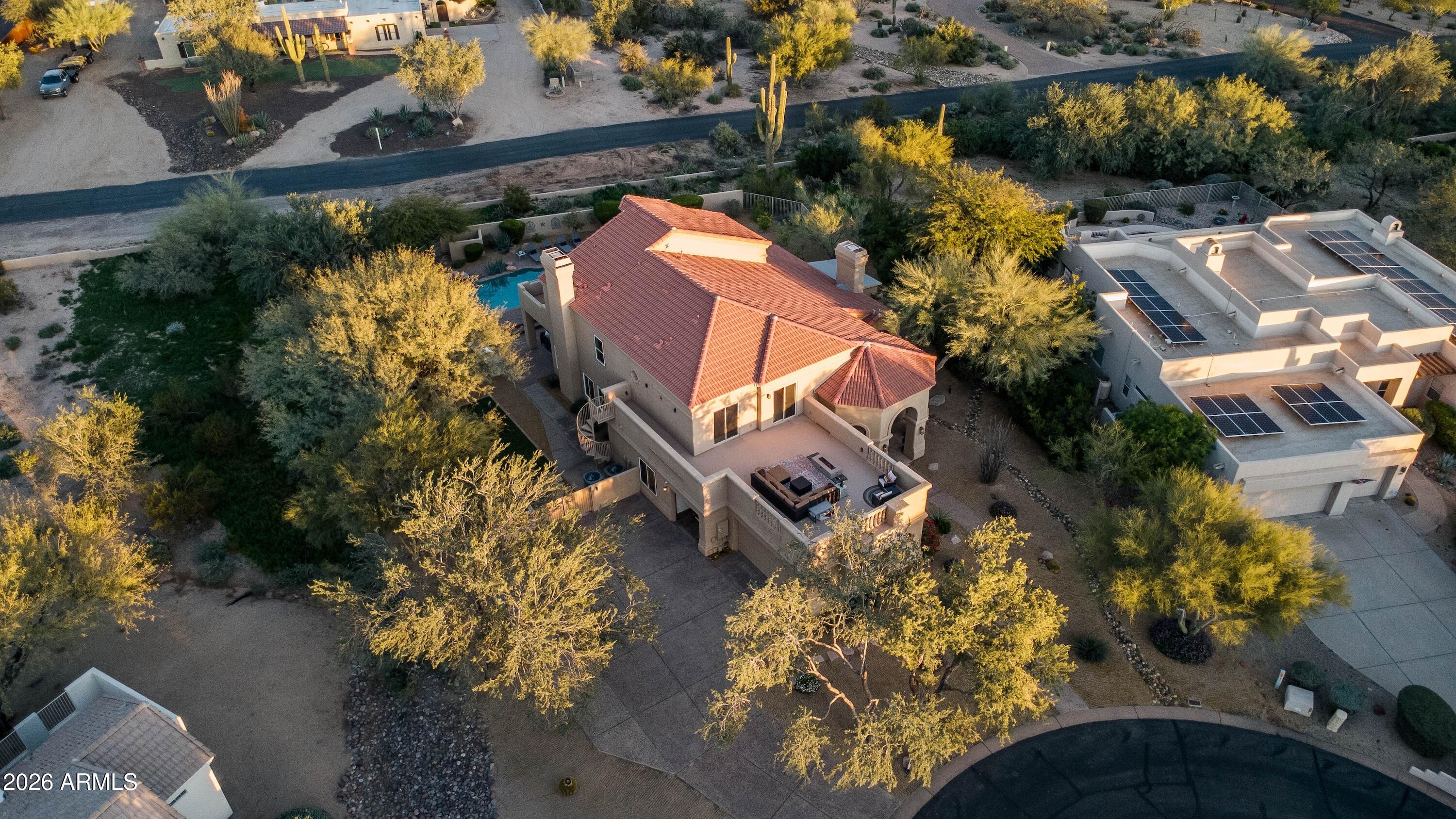 4727 E RANCHO CALIENTE Drive