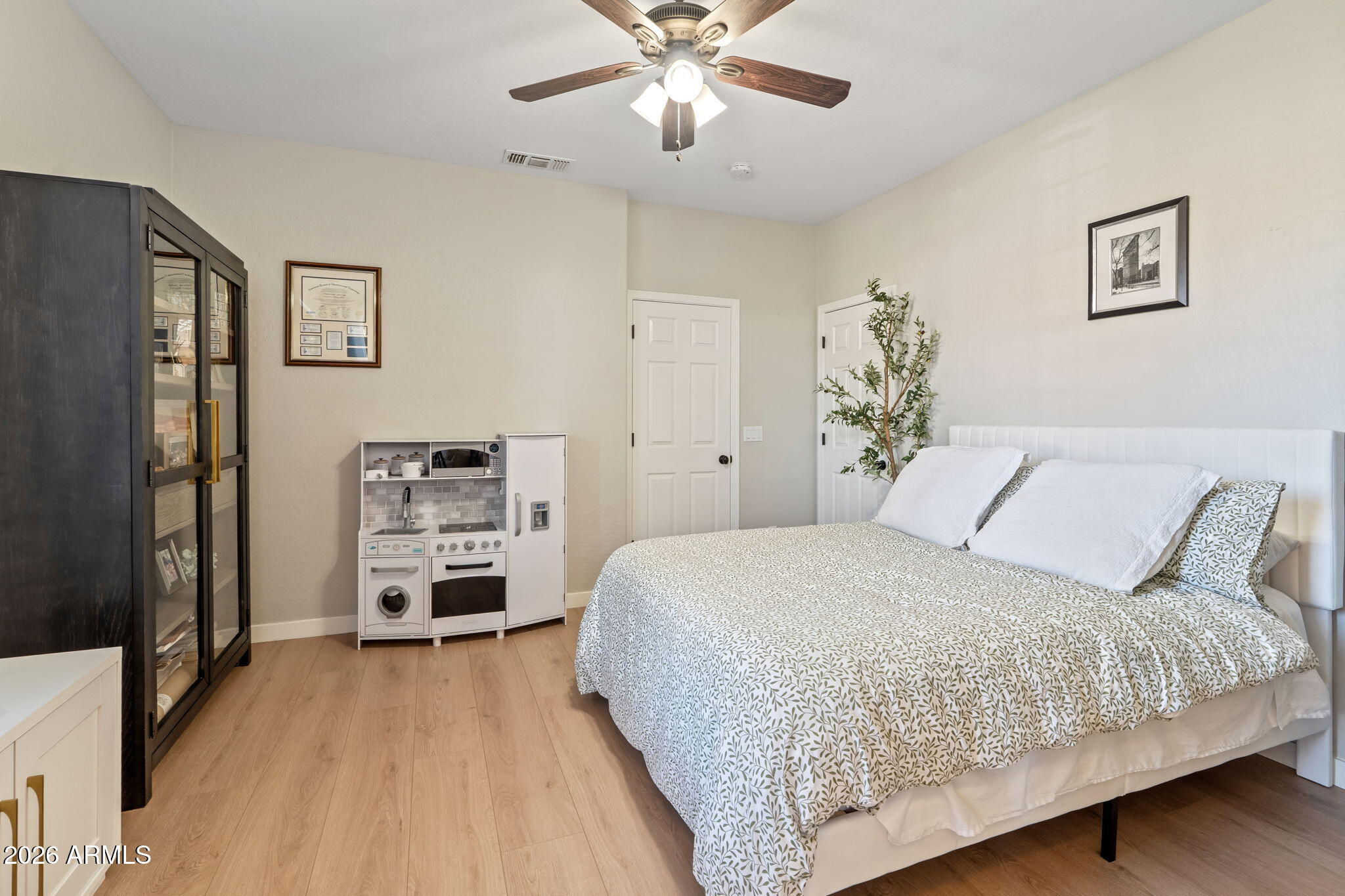 6943 W TETHER Trail