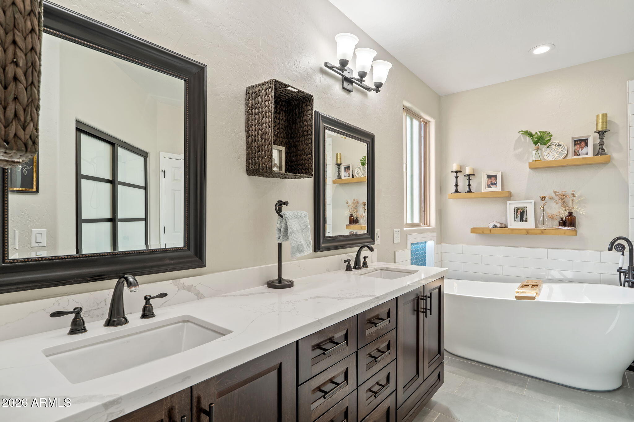 6943 W TETHER Trail