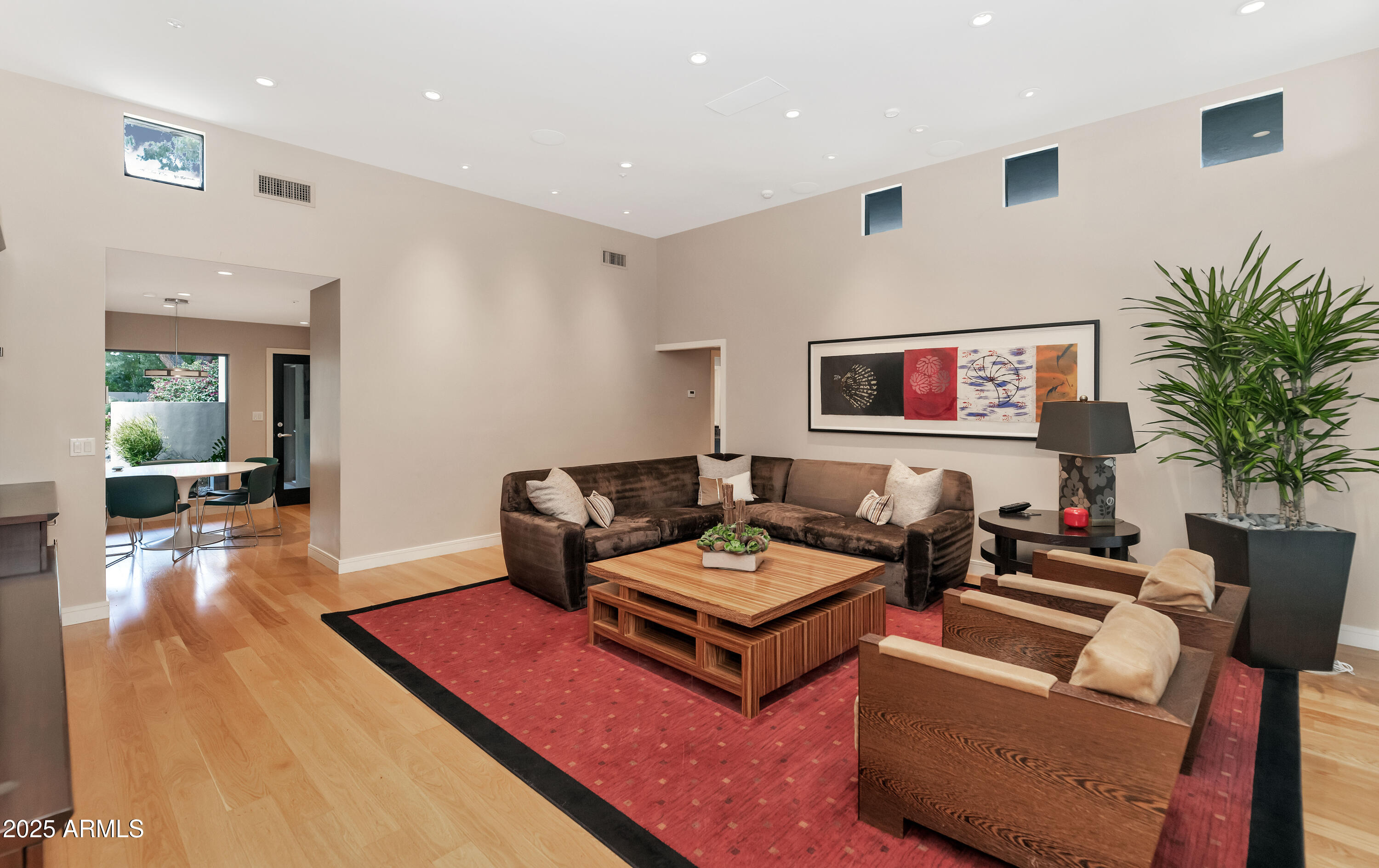 9829 N 49TH Place