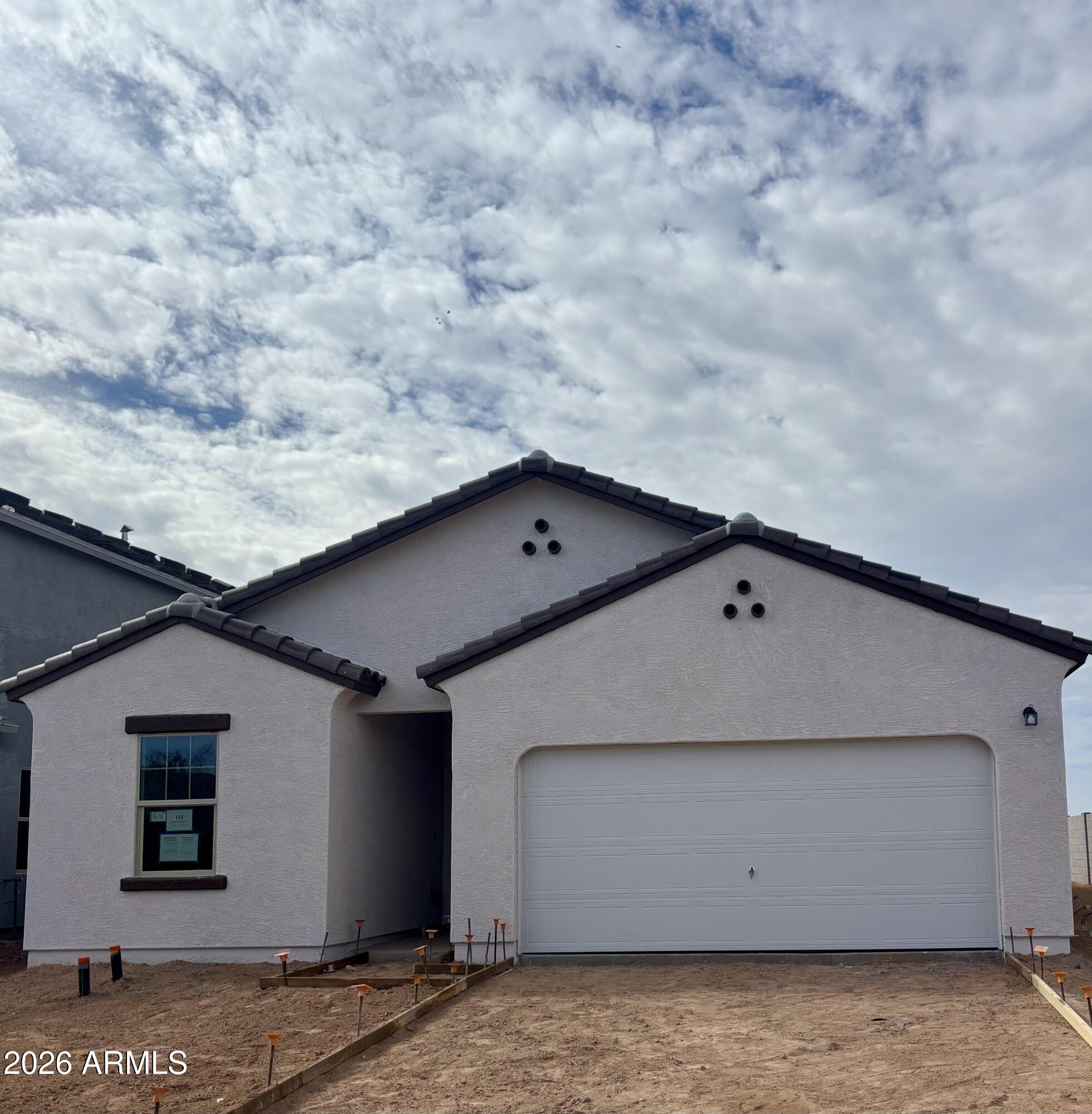 3242 E VALLEYHIGH Trail