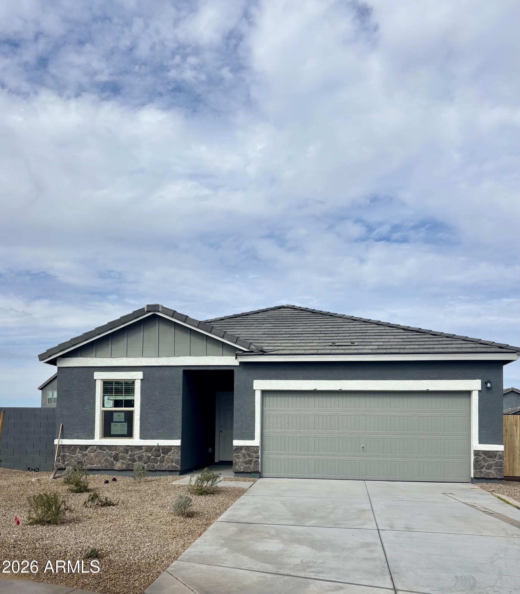 3242 E VALLEYHIGH Trail