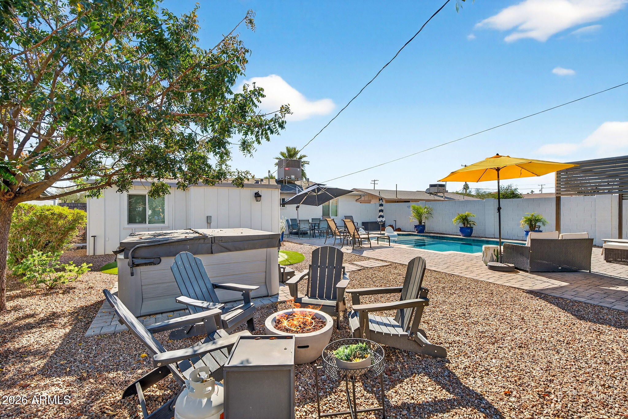 1142 E TEMPE Drive