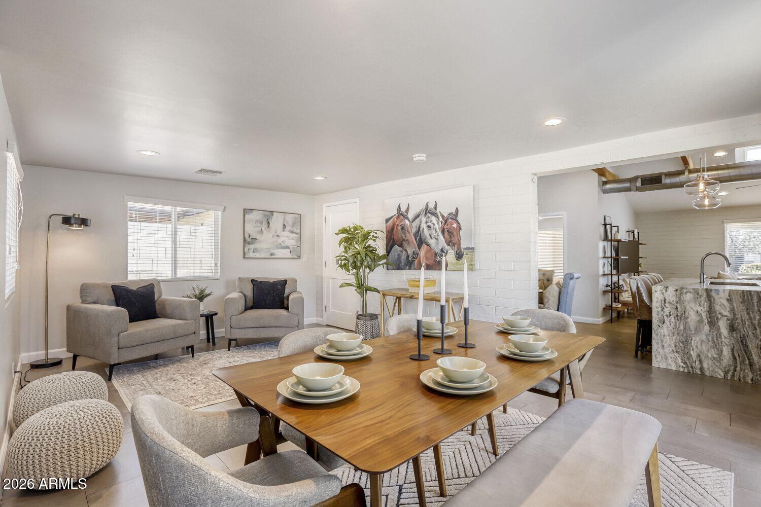 1142 E TEMPE Drive