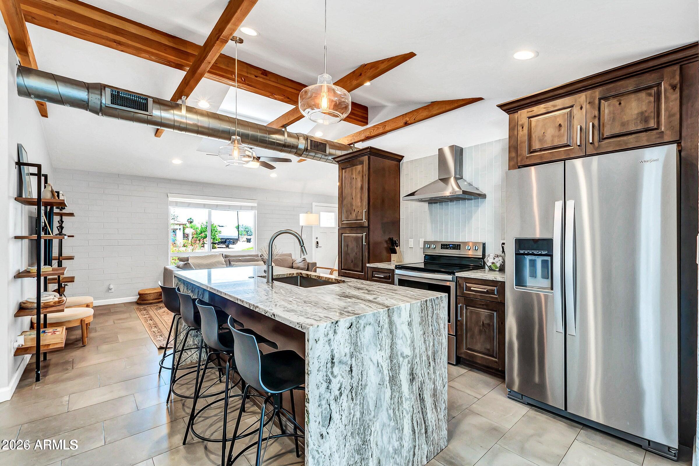 1142 E TEMPE Drive