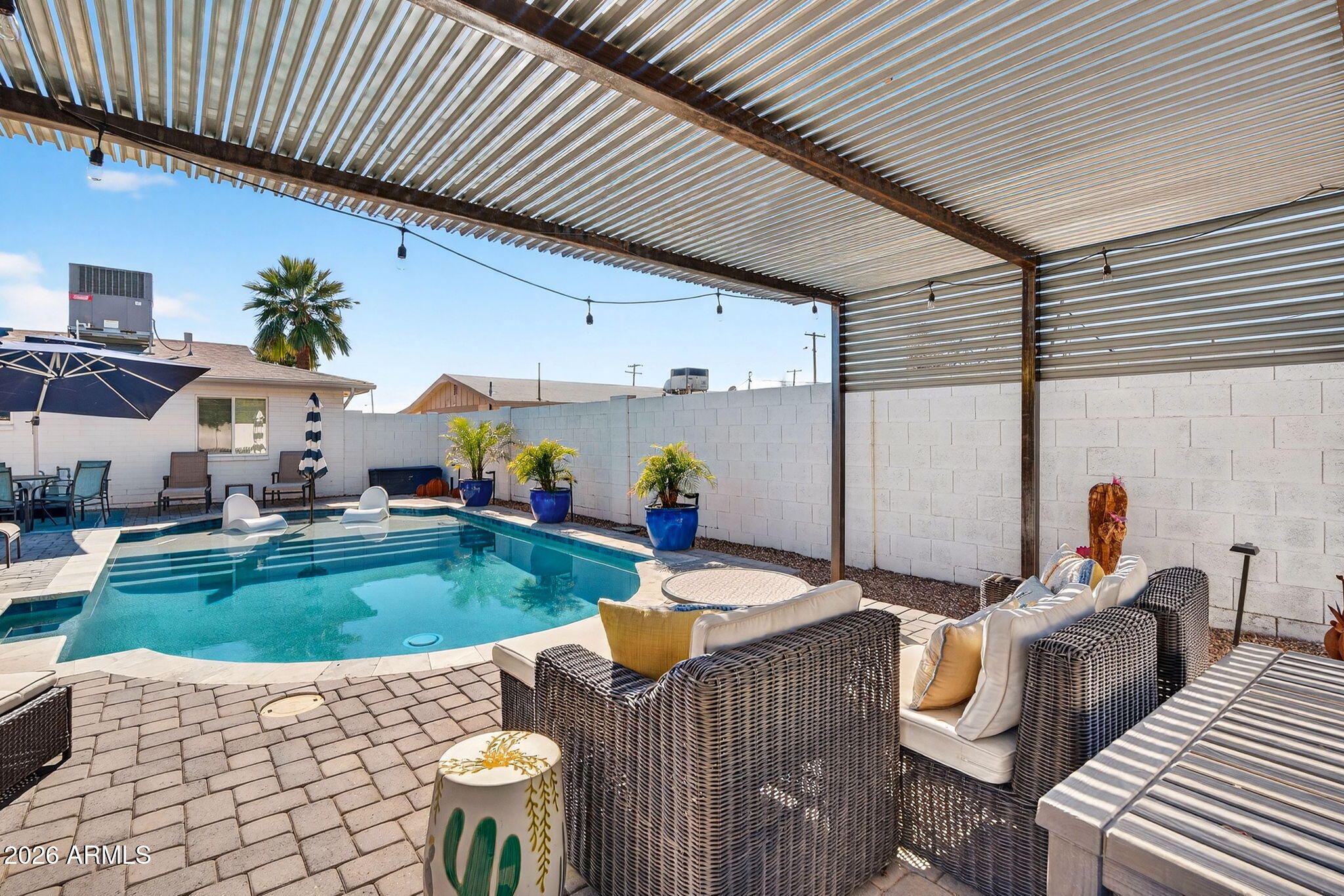 1142 E TEMPE Drive