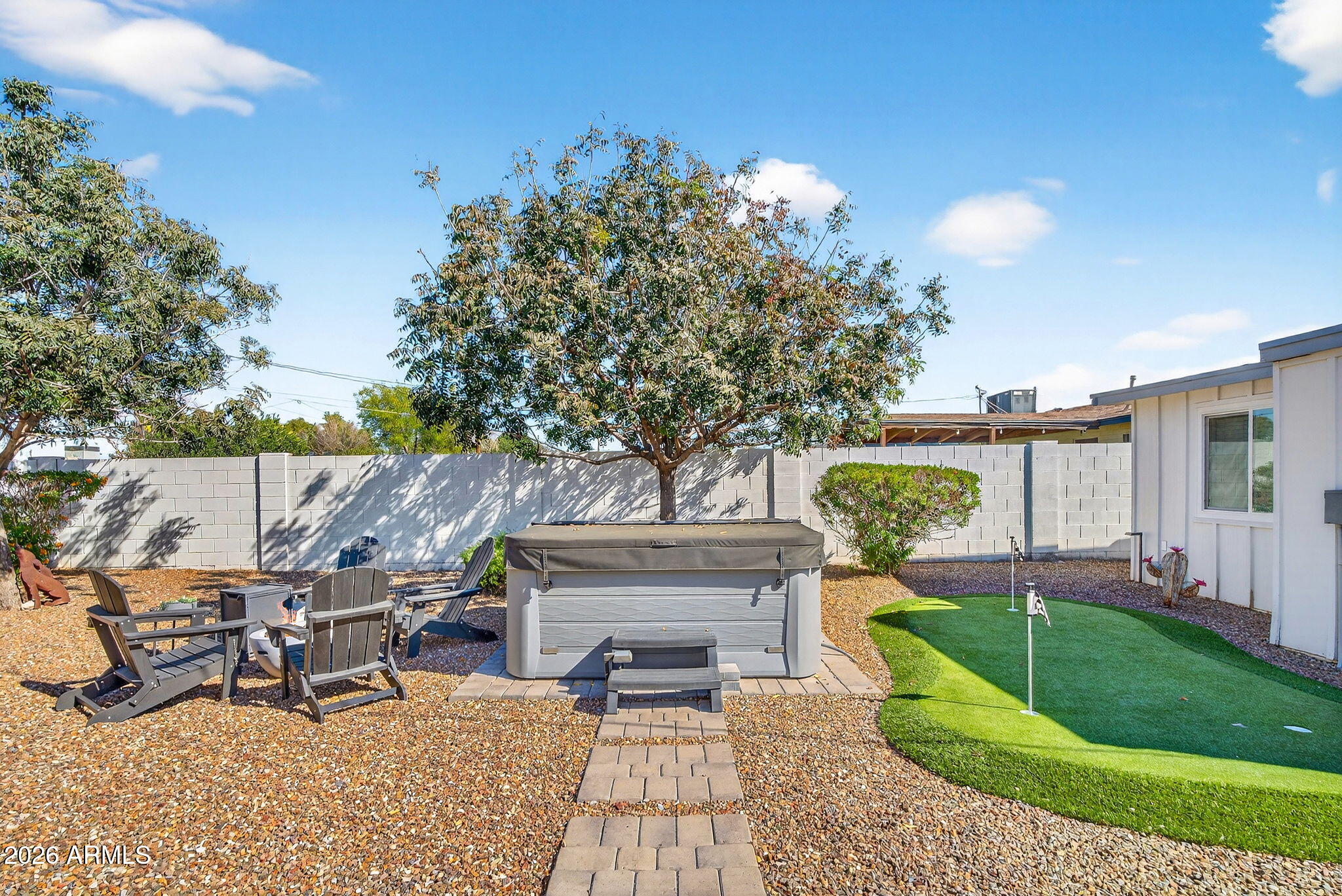 1142 E TEMPE Drive
