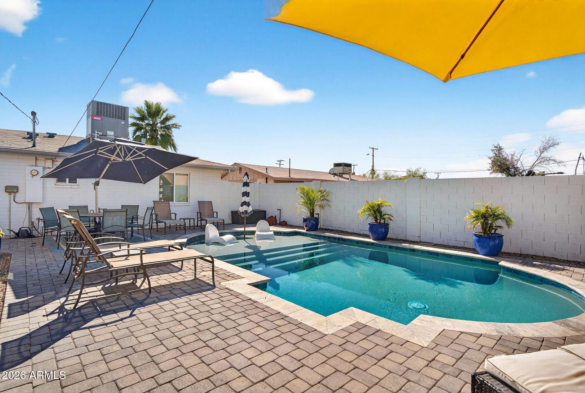 1142 E TEMPE Drive