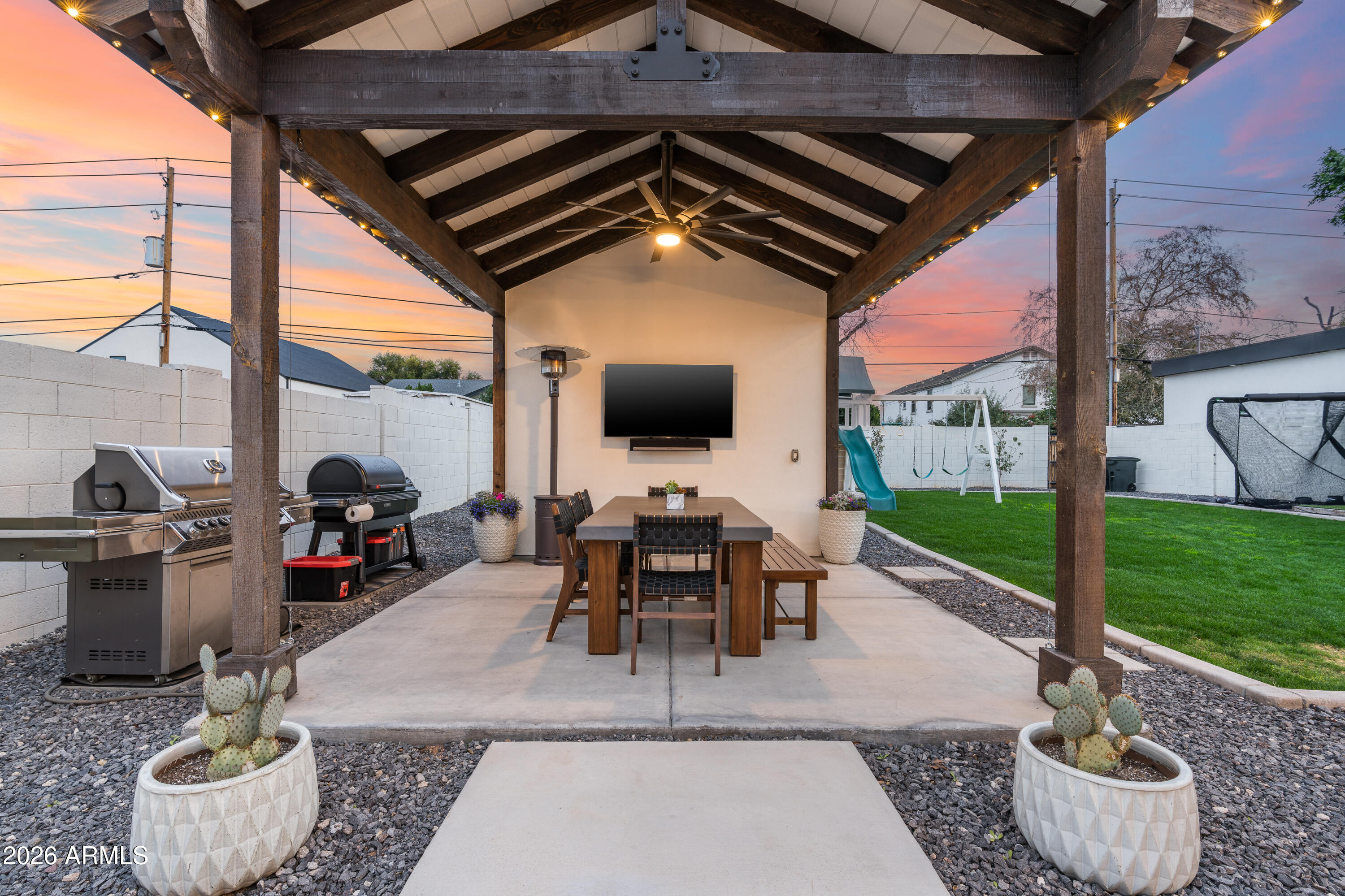 4223 N 41ST Place