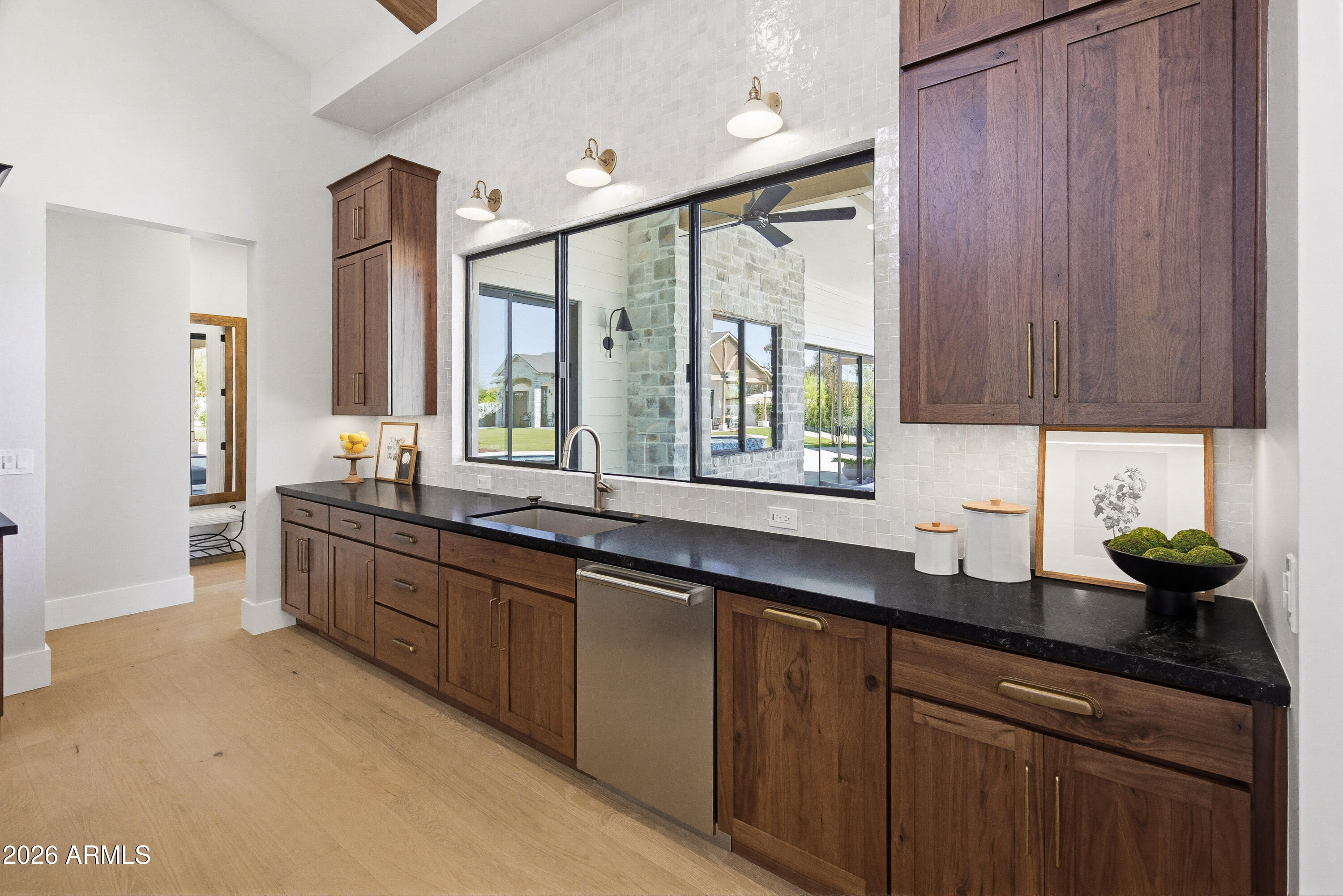 11602 N 70TH Place
