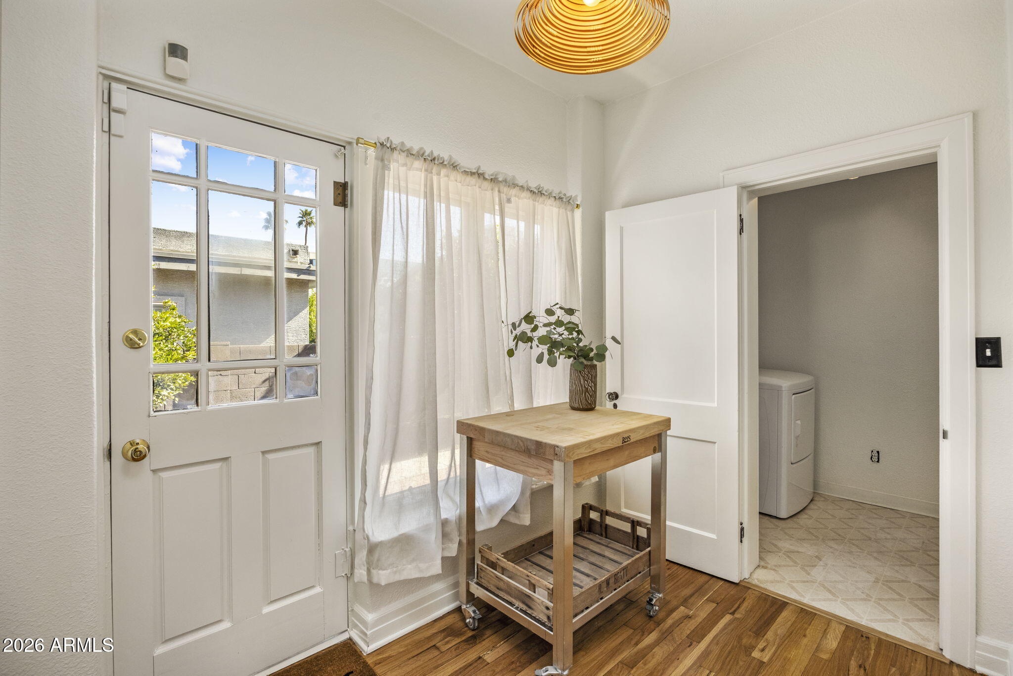 29 W WILSHIRE Drive