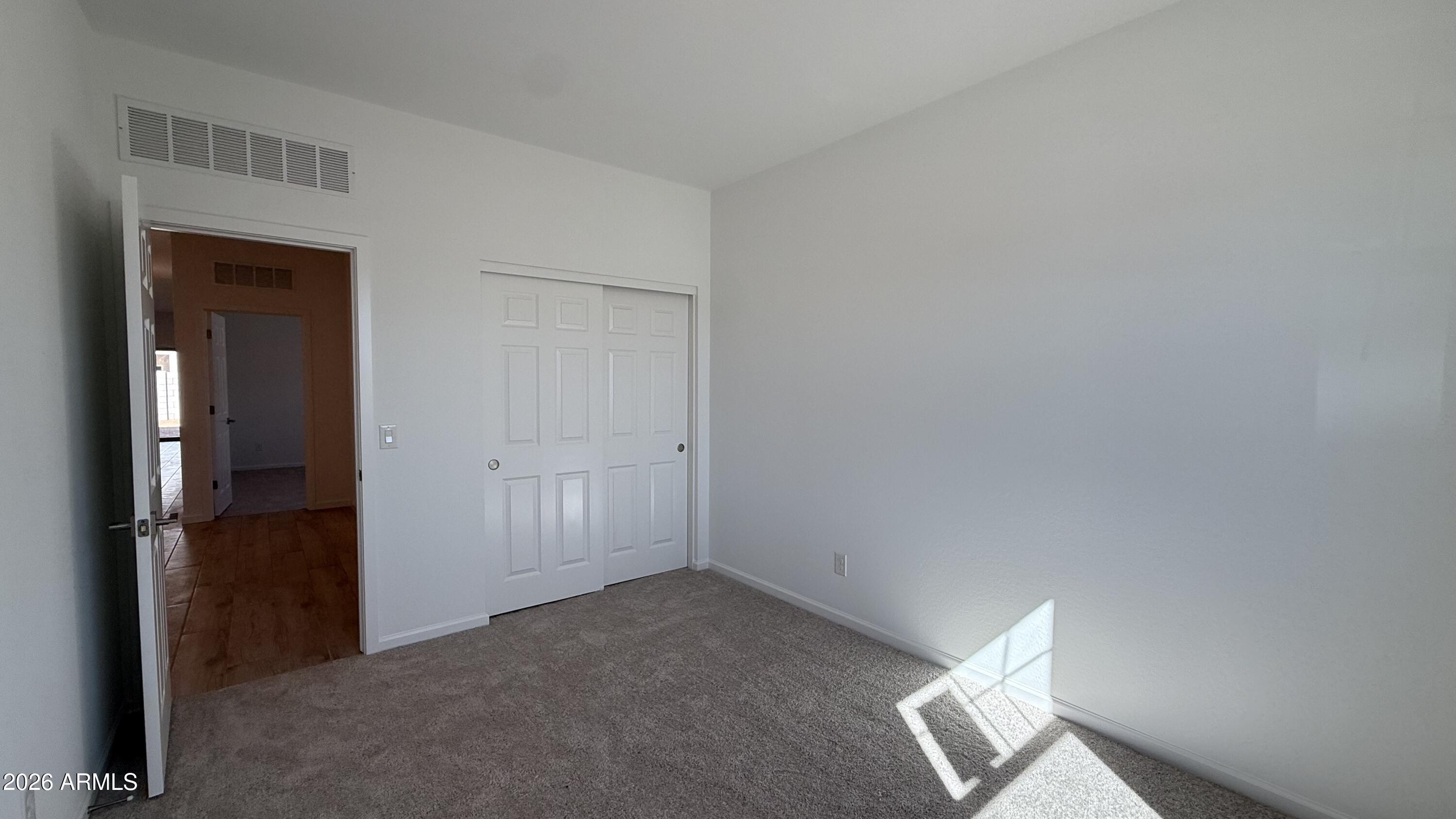 47652 W KENNER Drive